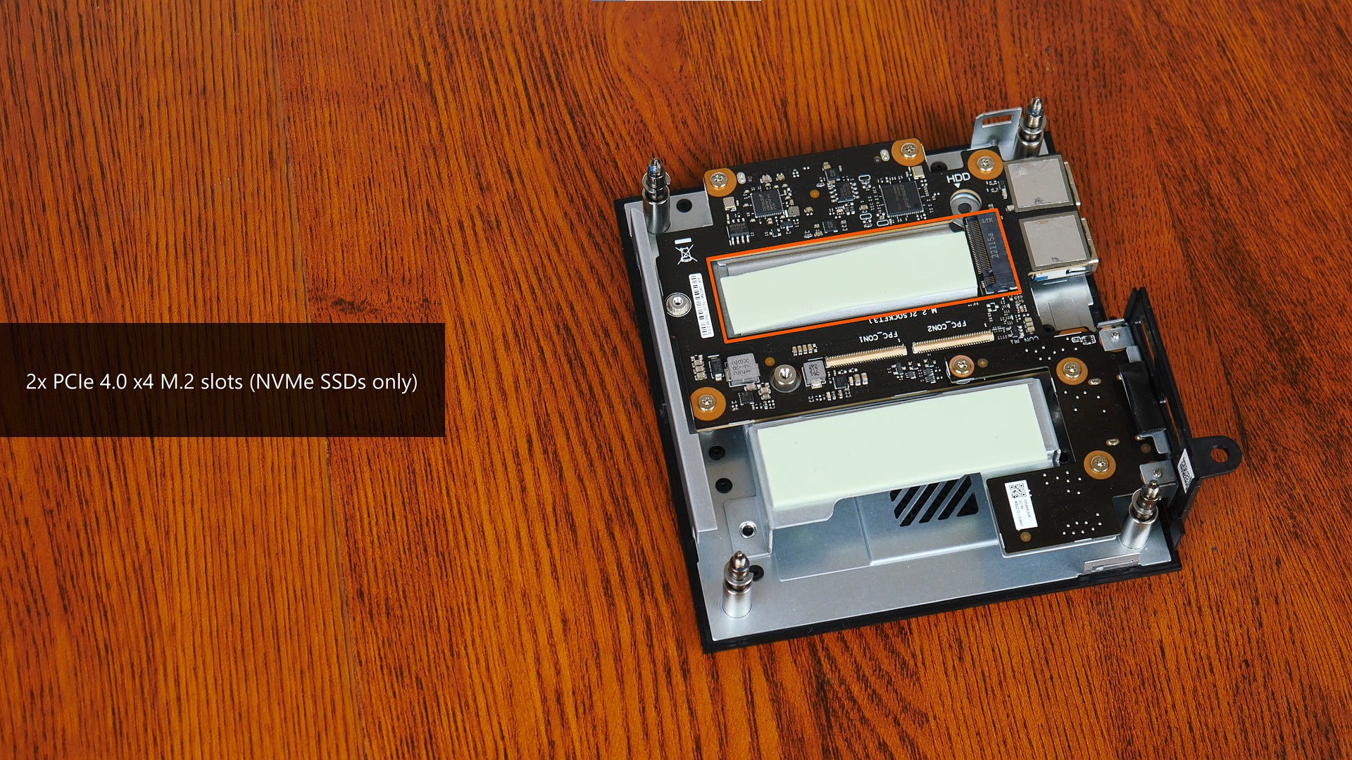 ASUS ExpertCenter PN53 Mini PC PCIe 4.0 x4 M.2 Slot (1)