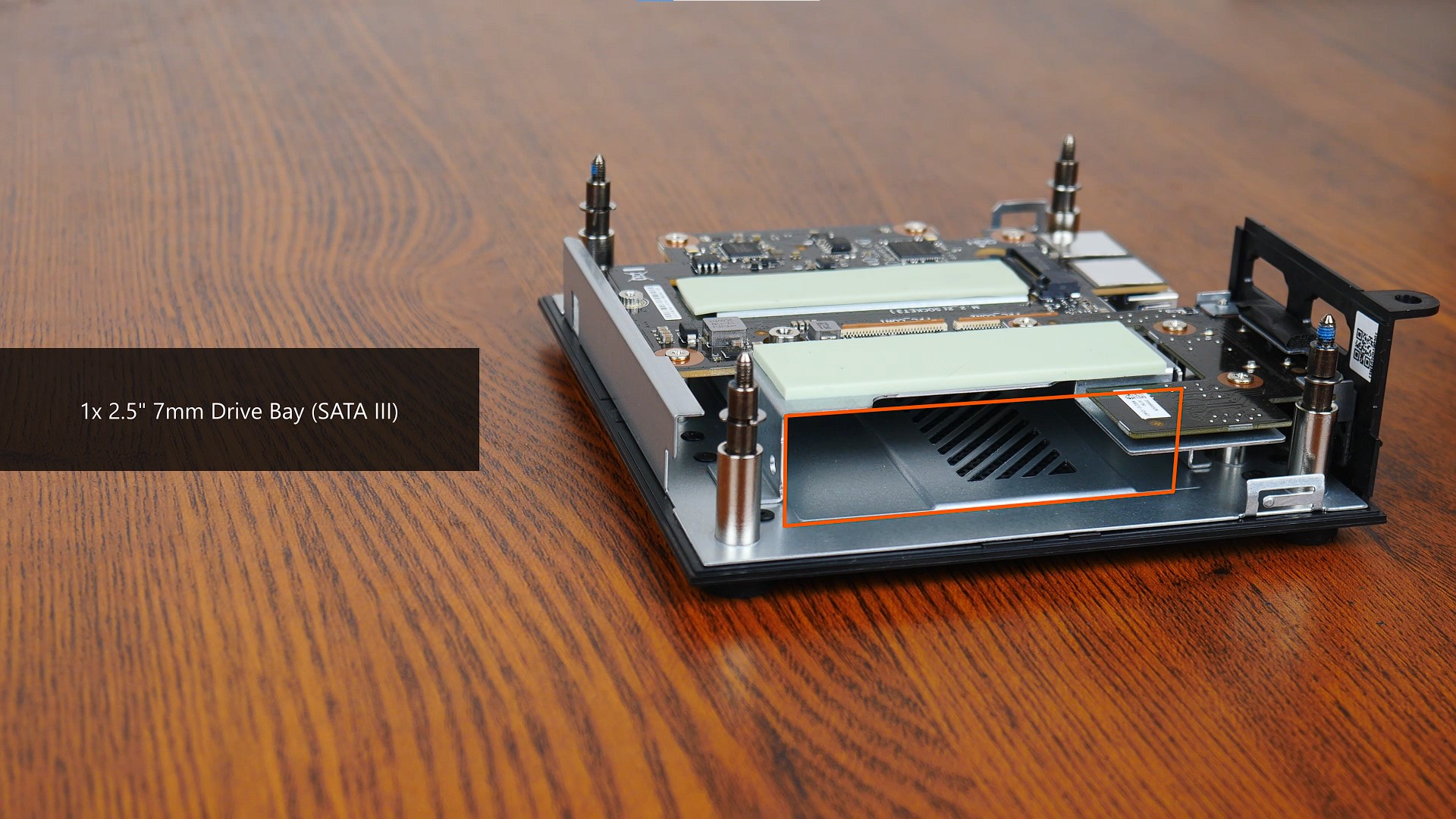 ASUS ExpertCenter PN53 Mini PC Storage Drive Bay