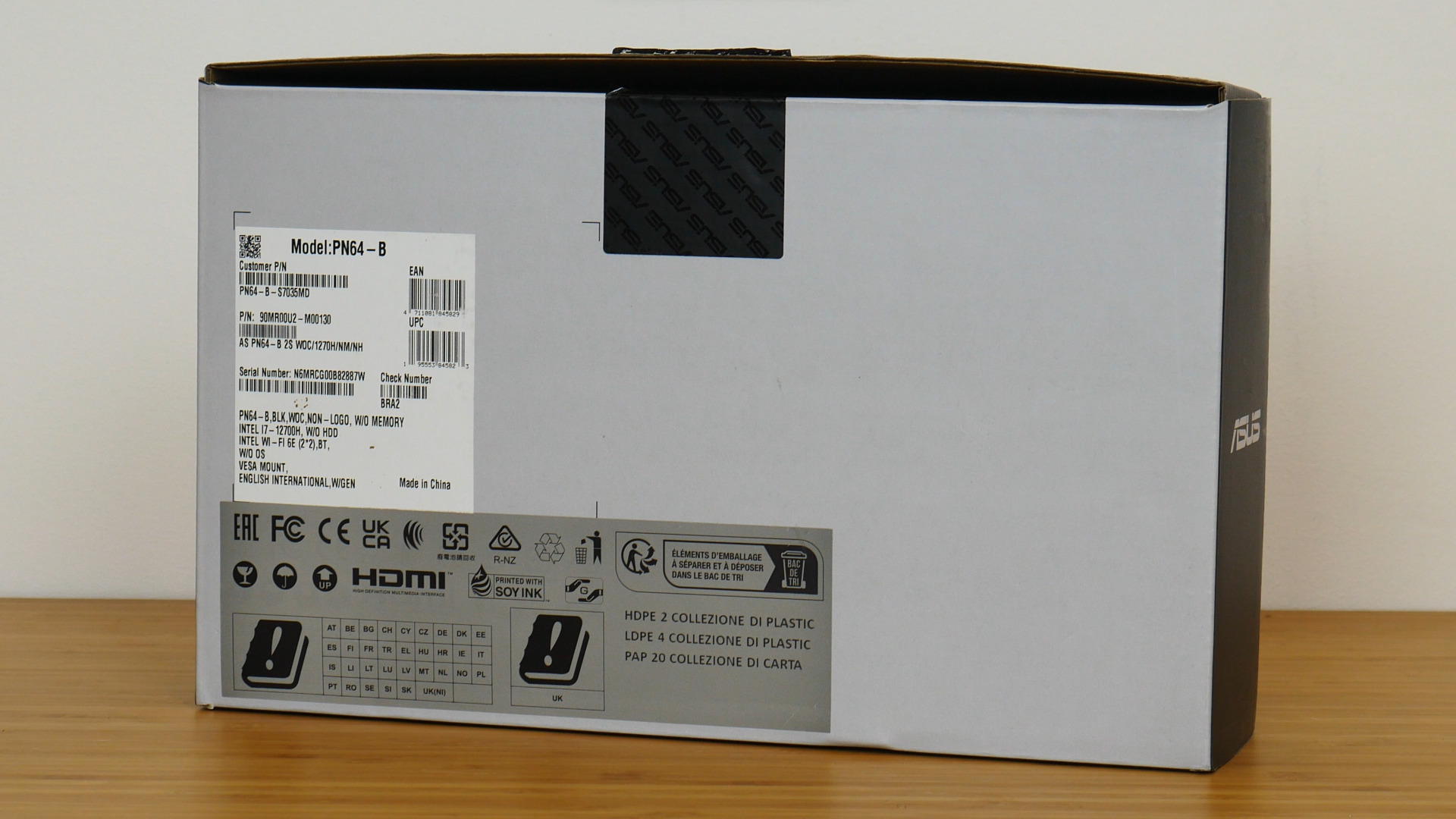ASUS ExpertCenter PN64 Box (2)