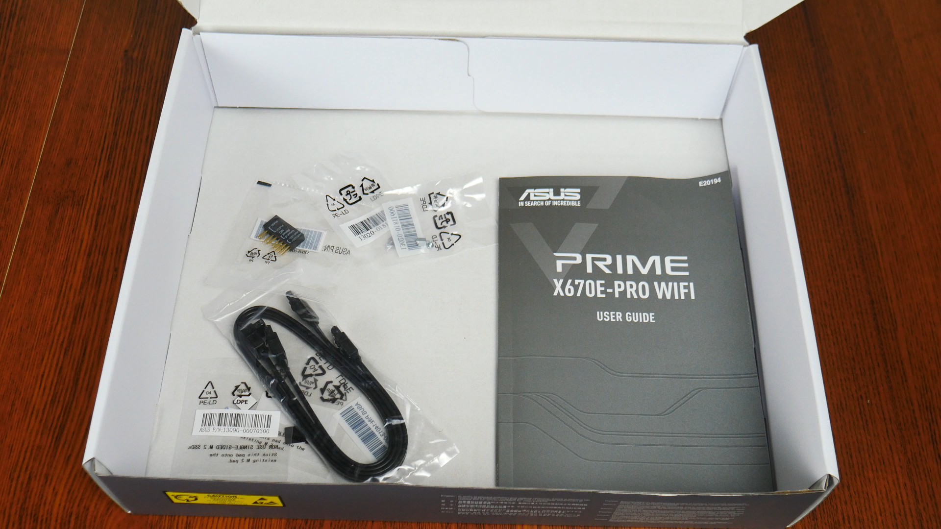ASUS PRIME X670E-PRO WIFI Contents