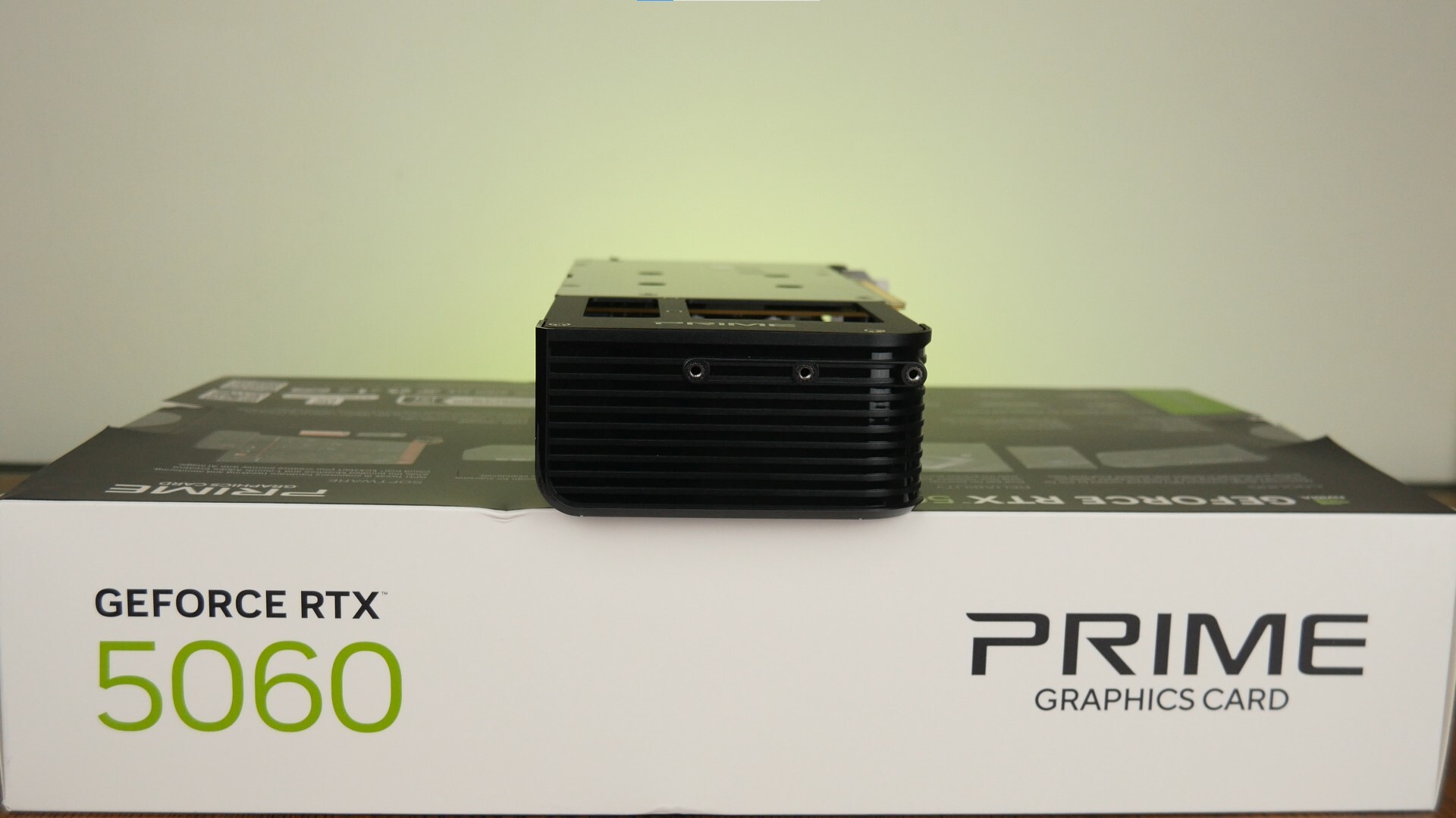 ASUS Prime GeForce RTX 5060 OC Edition 8GB GDDR7 Aesthetics (Short Edge)