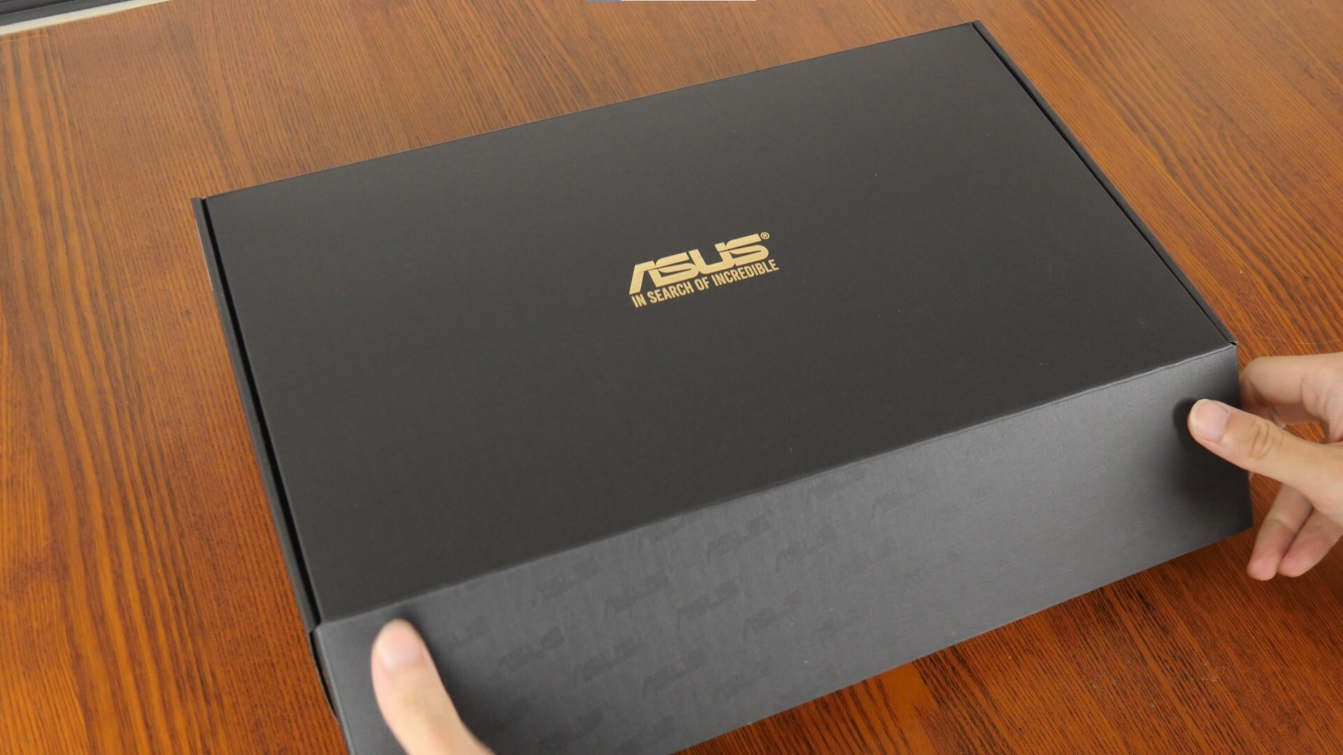 ASUS Prime Radeon RX 9070 XT OC Edition 16GB GDDR6 Packaging (Inner)