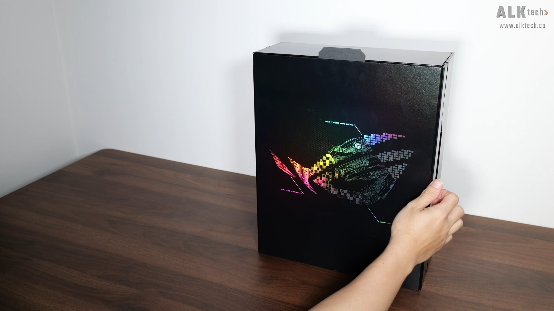 ASUS ROG CROSSHAIR 2006 Packaging (Inner Front)