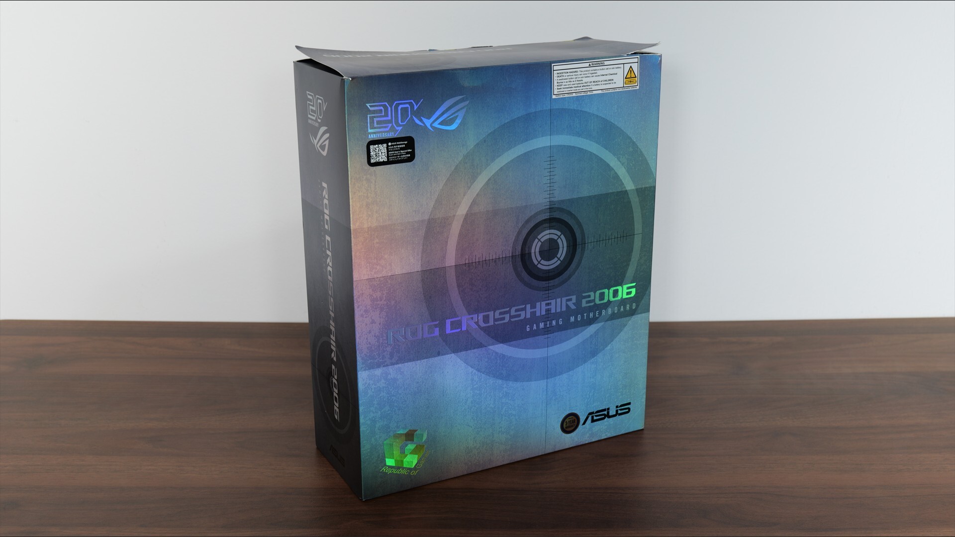 ASUS ROG CROSSHAIR 2006 Packaging (Sleeve Front)
