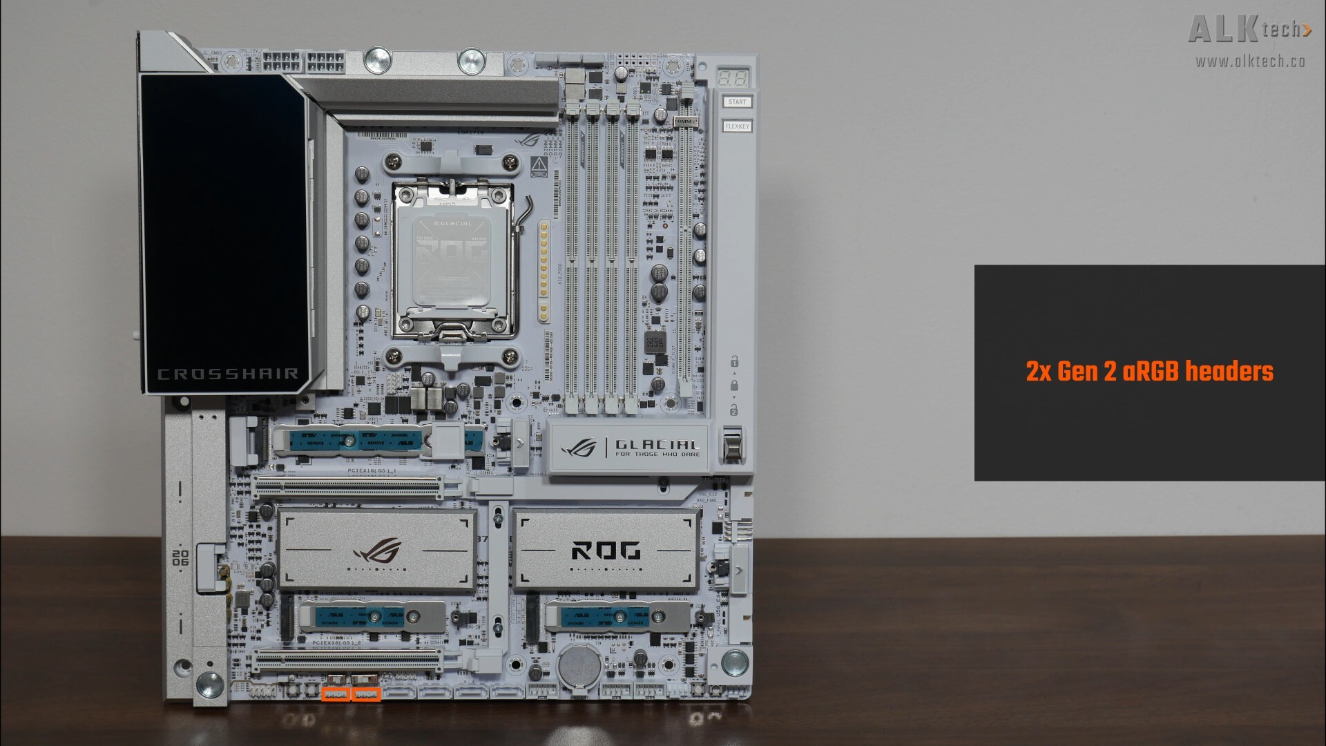  ASUS ROG CROSSHAIR X870E GLACIAL ARGB Headers