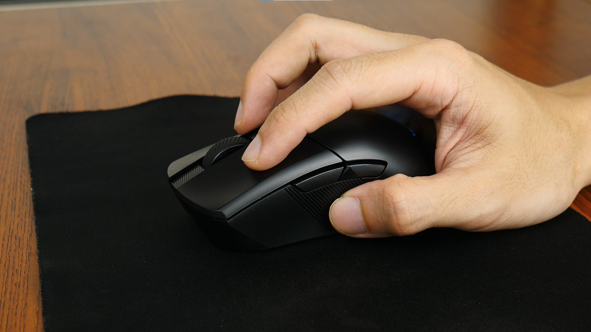 ASUS ROG Gladius III Wireless AimPoint Usage Experience