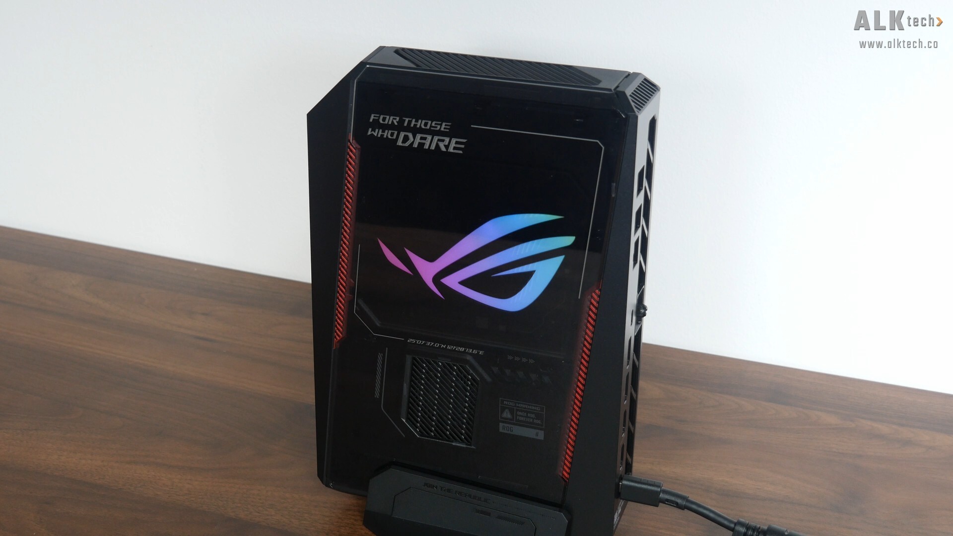 ASUS ROG NUC 16 Aesthetics (2)