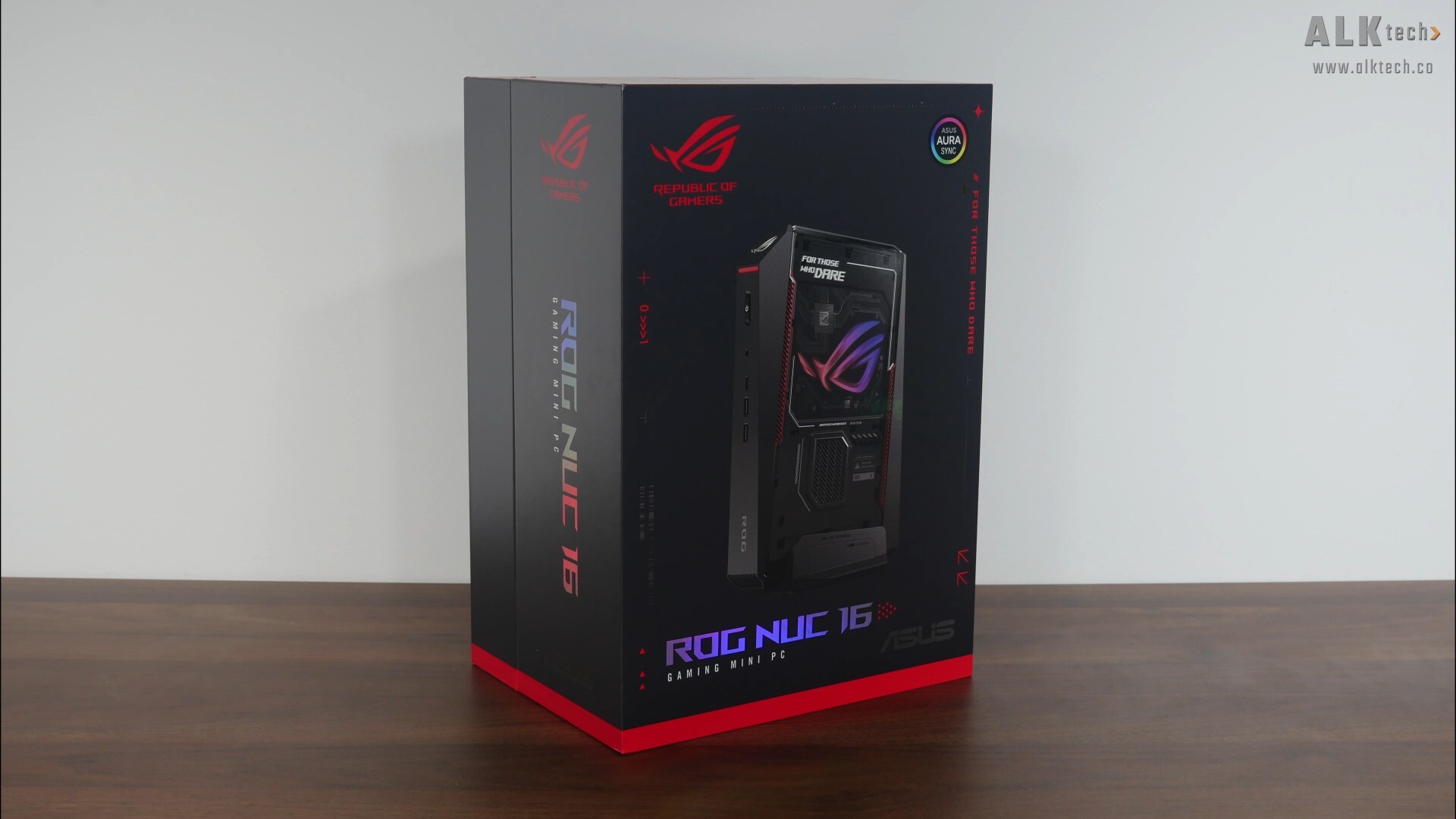 ASUS ROG NUC 16 Packaging (Front)