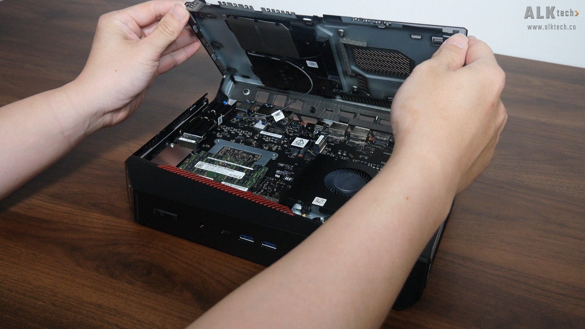 ASUS ROG NUC 16 Service Access