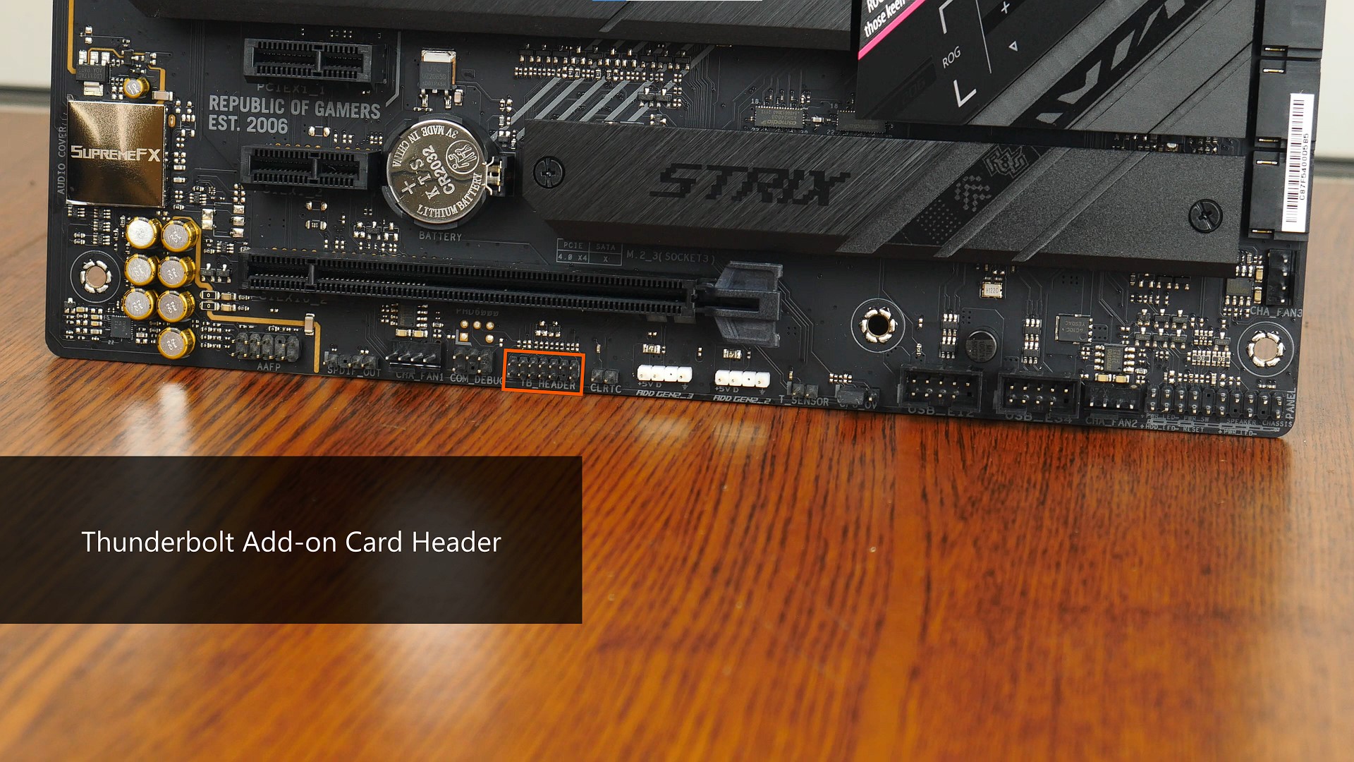 ASUS ROG STRIX B650E-F GAMING WIFI Thunderbolt Header