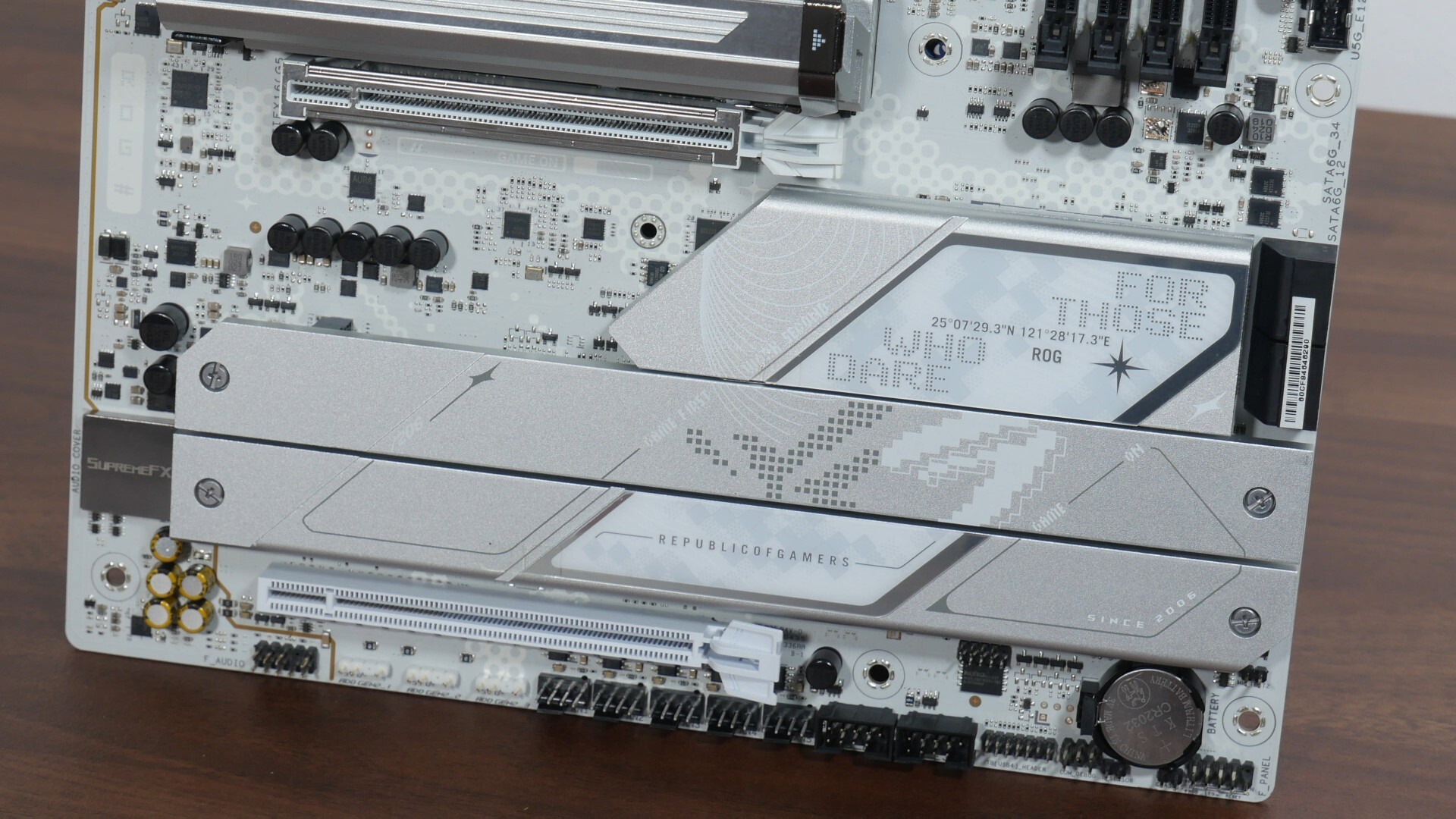 ASUS ROG STRIX Z890-A GAMING WIFI Chipset & M.2 Heatsink