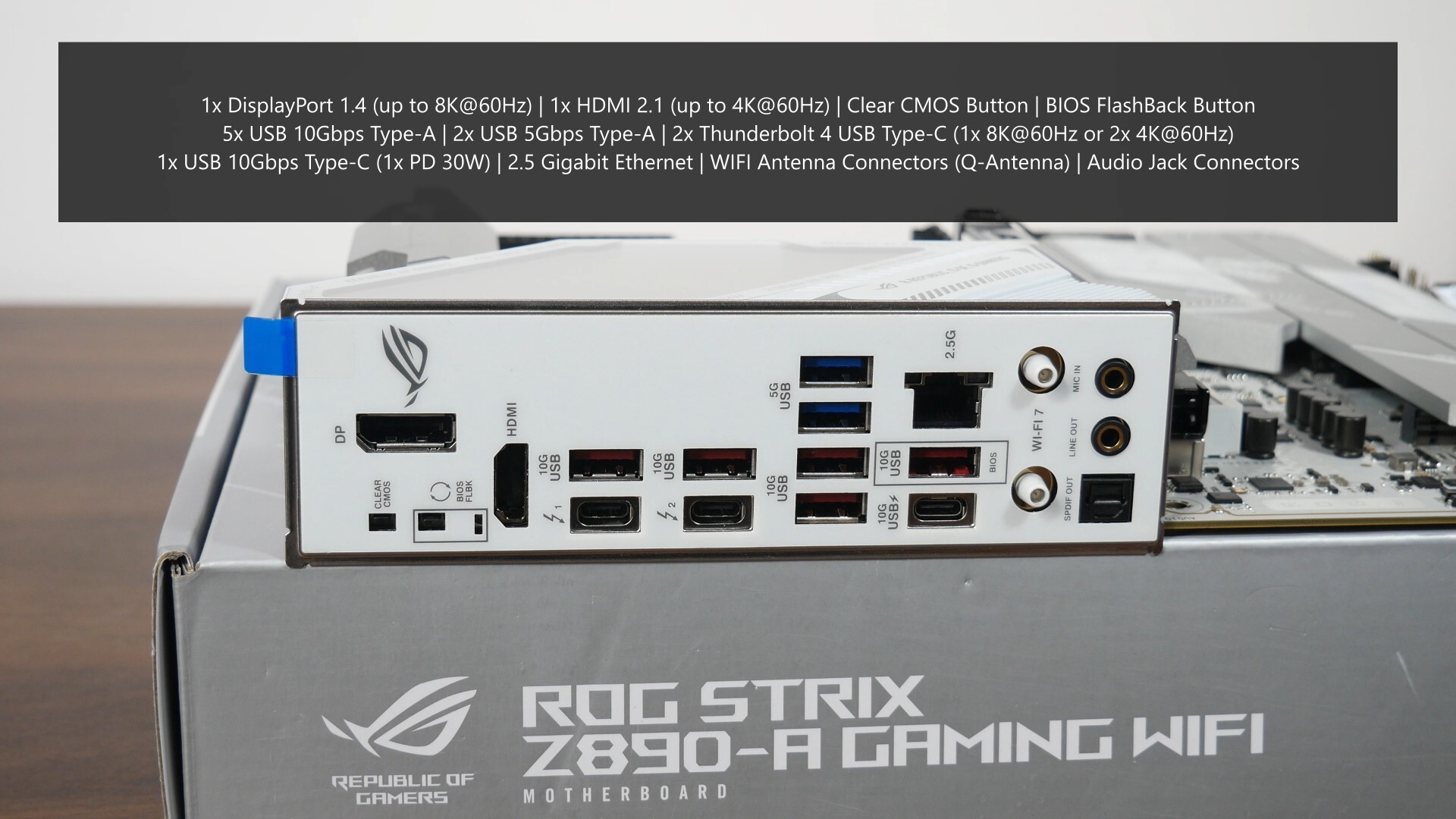 ASUS ROG STRIX Z890-A GAMING WIFI Rear IO