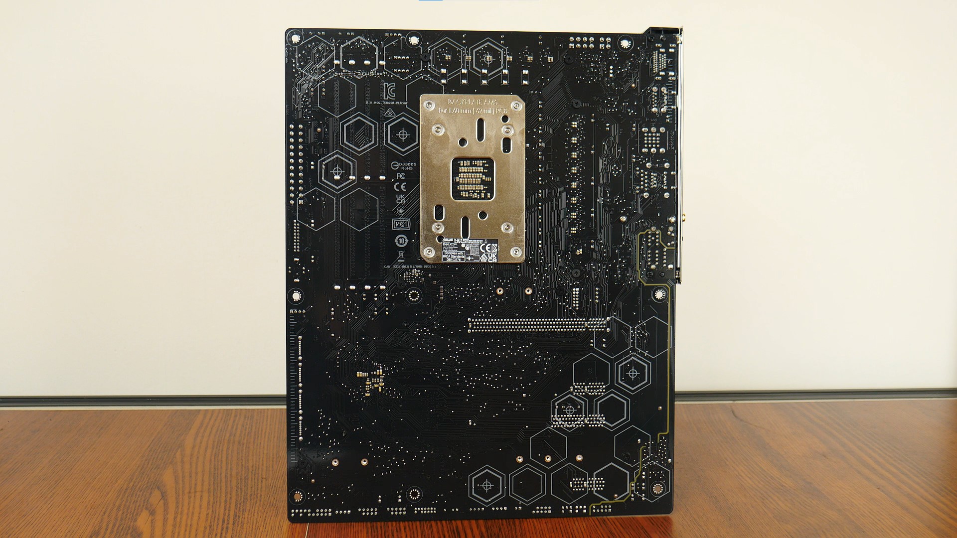 ASUS TUF Gaming B650-PLUS WIFI Aesthetics (Rear)