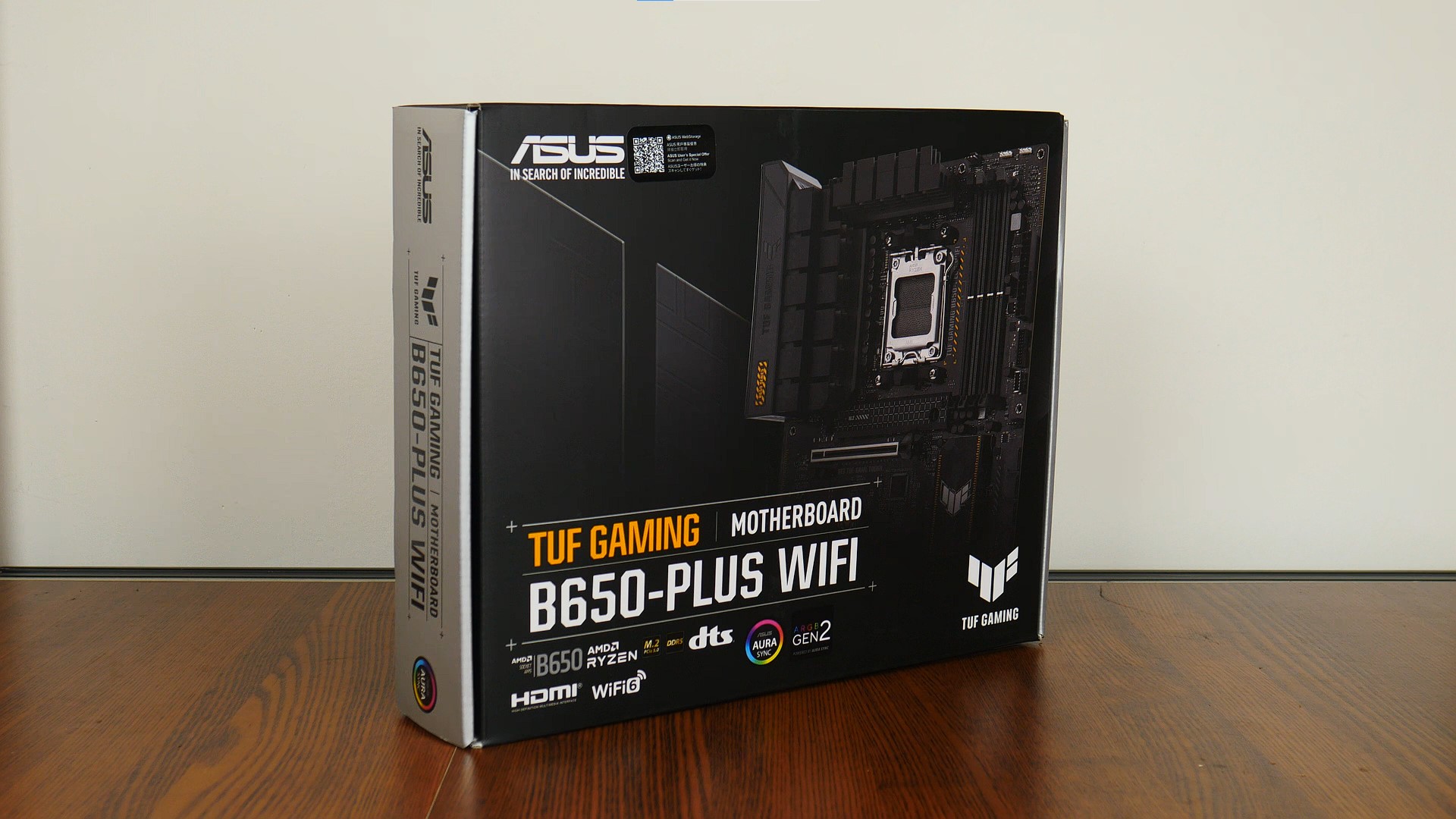ASUS TUF Gaming B650-PLUS WIFI Packaging (Front)