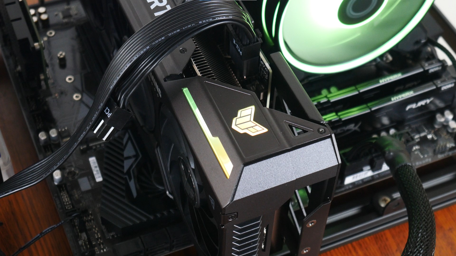 ASUS TUF Gaming GeForce RTX 4070 12GB GDDR6X OC Edition RGB Effects (2)