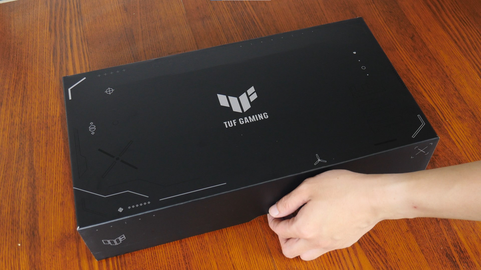 ASUS TUF Gaming GeForce RTX 4070 SUPER 12GB GDDR6X OC Edition Internal Packaging