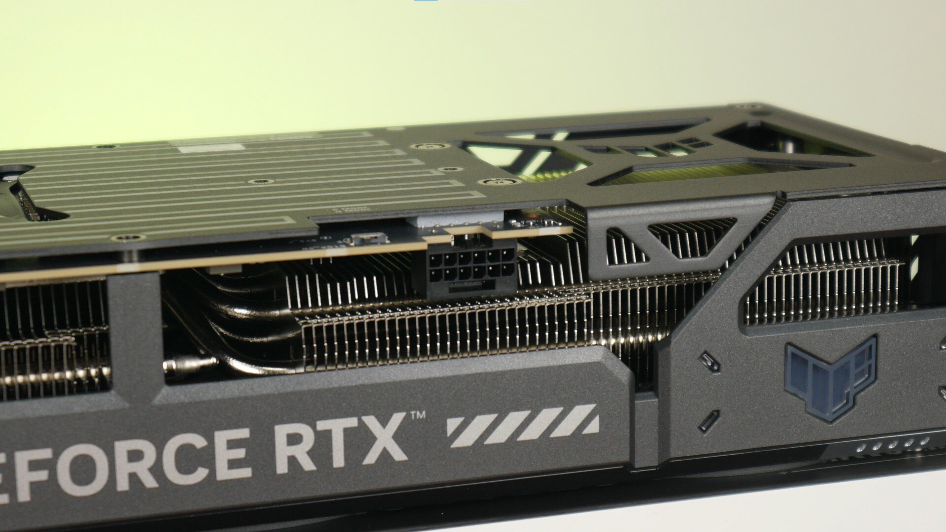 TUF Gaming GeForce RTX 5070 Ti 16GB GDDR7 OC Edition Power Connector