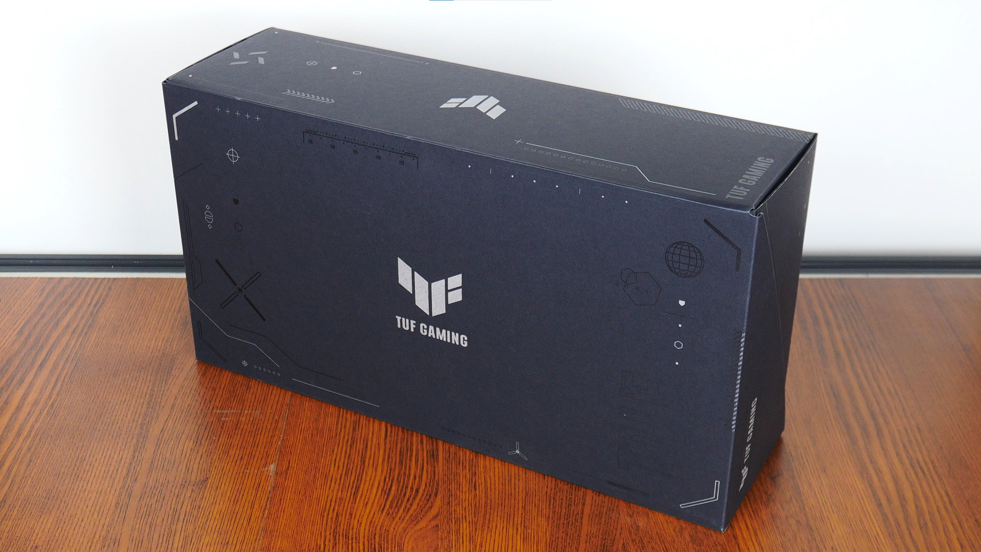 ASUS TUF Gaming Radeon RX 7900 XT OC Edition 20GB GDDR6 Packaging (Internal)