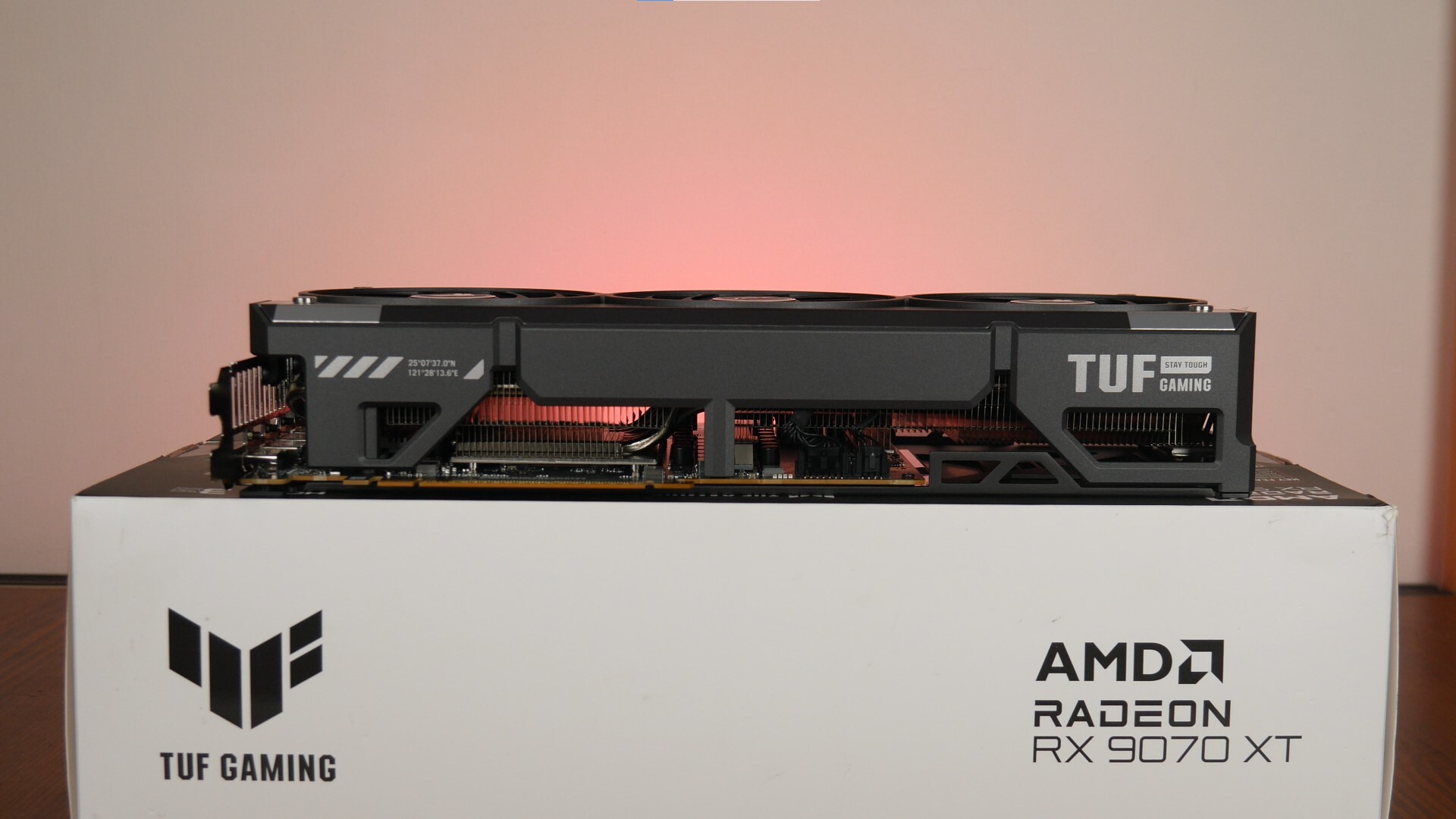 ASUS TUF Gaming Radeon RX 9070 XT OC Edition 16GB GDDR6 Aesthetics (Long Edge Bottom)