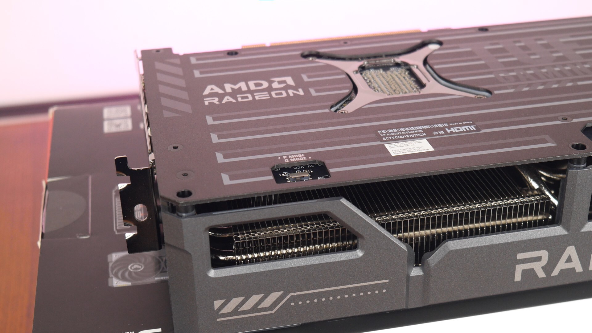ASUS TUF Gaming Radeon RX 9070 XT OC Edition 16GB GDDR6 BIOS Mode Switch
