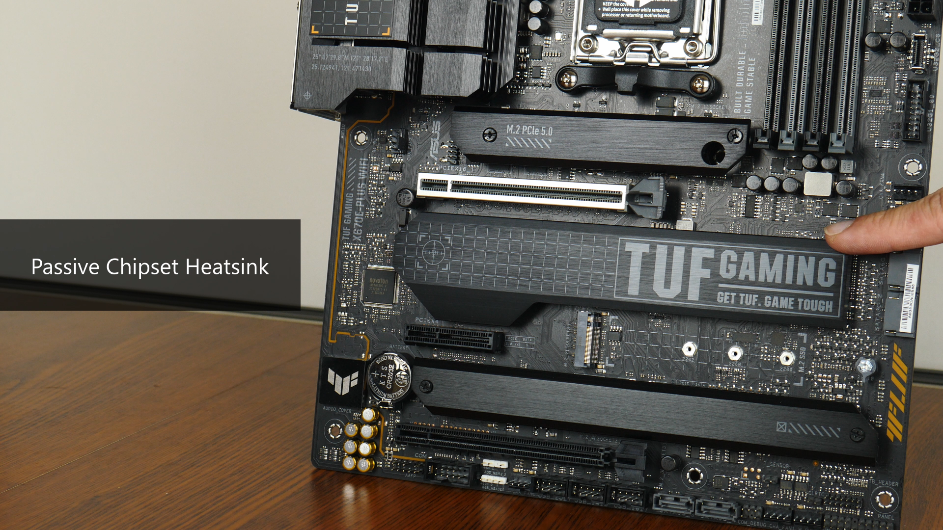 ASUS TUF GAMING X670E-PLUS WIFI Chipset Heatsink