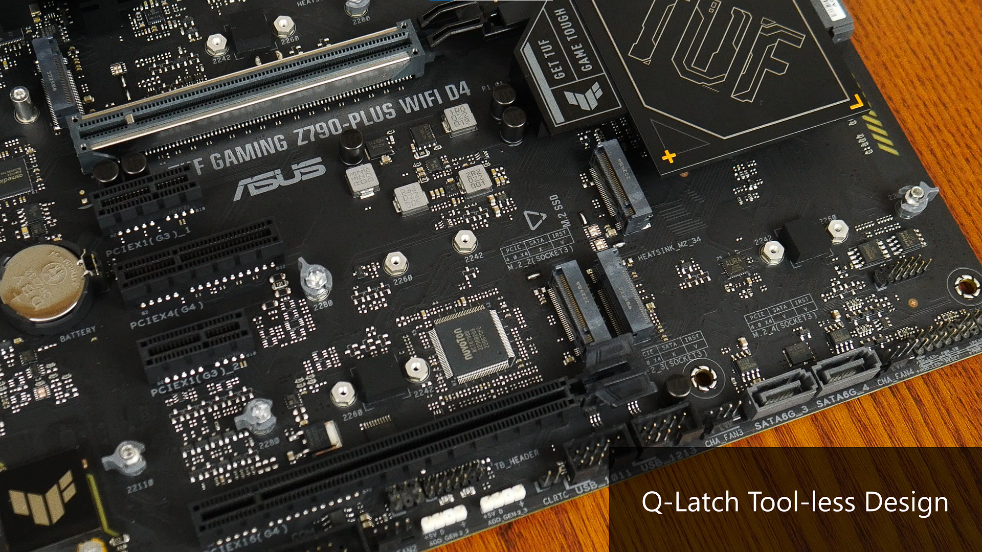 ASUS TUF Gaming Z790-PLUS WIFI D4 Q-Latch