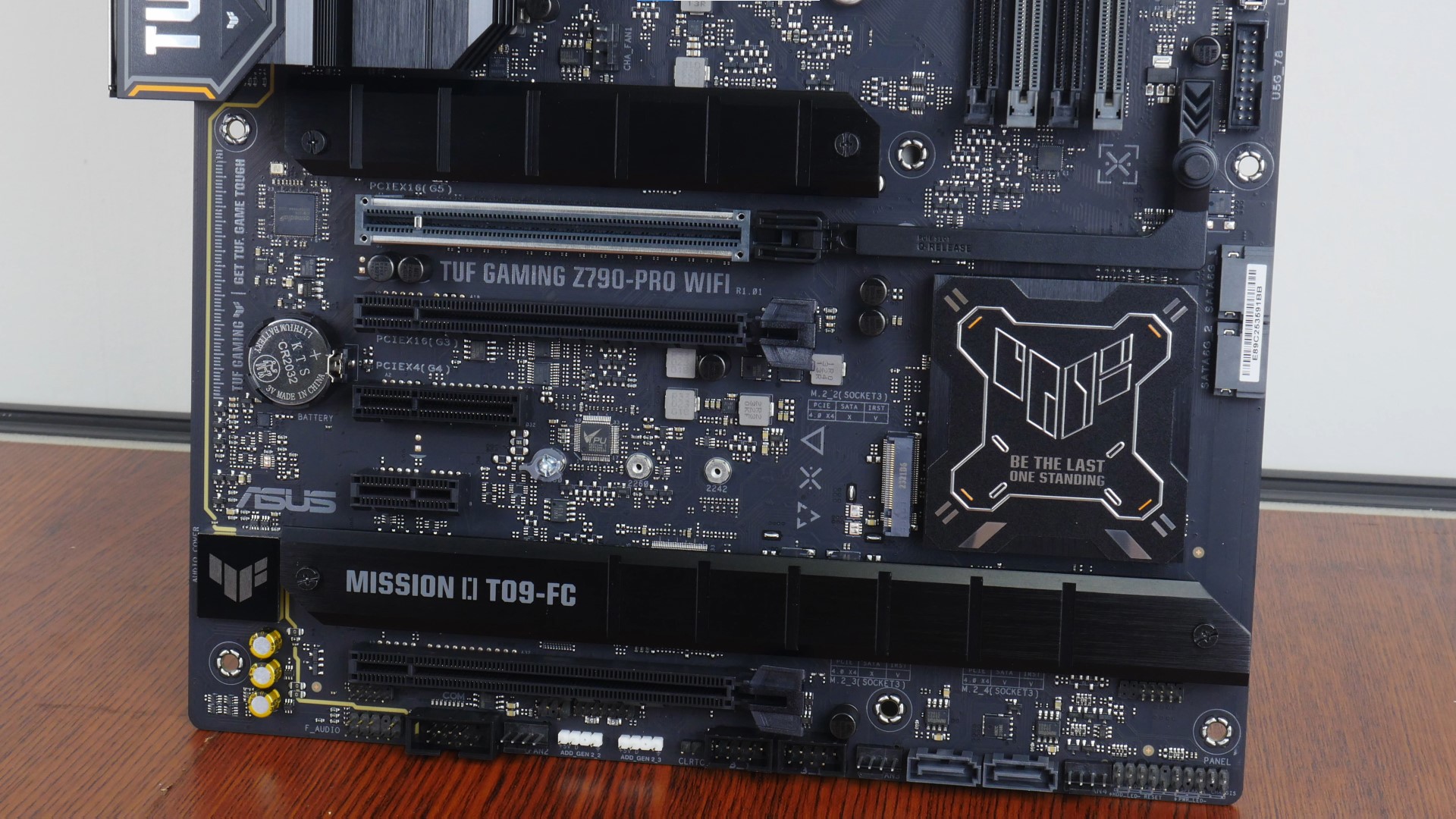 ASUS TUF Gaming Z790-PRO WIFI M.2 Heatsinks