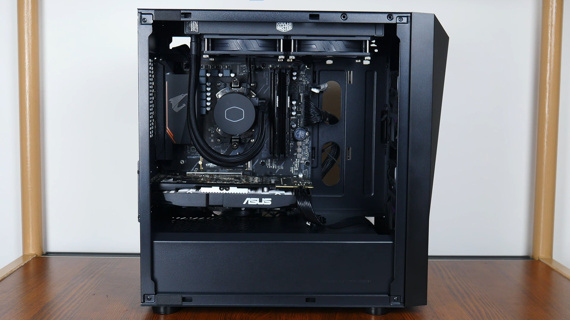 Cooler Master CMP 320 Aesthetics (5)