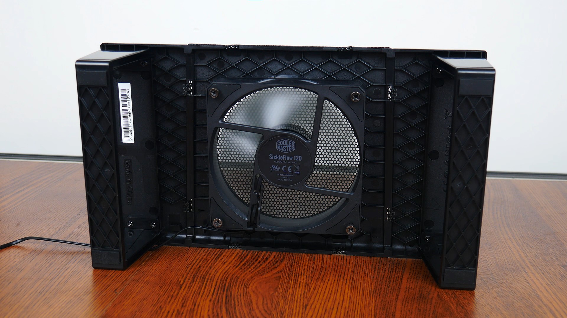 Cooler Master Connect Stand Fan Performance