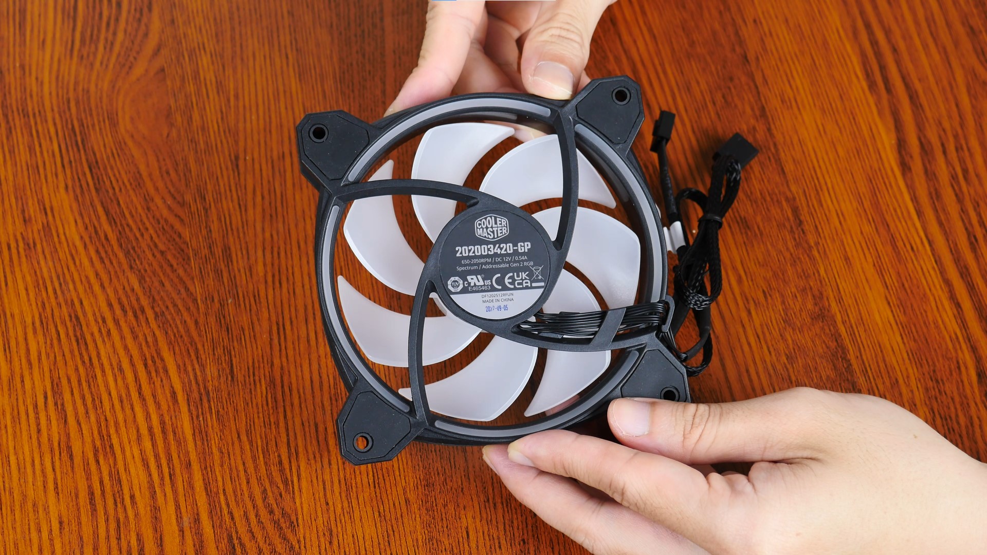 Cooler Master Hyper 212 Halo Black Fan Aesthetics (2)