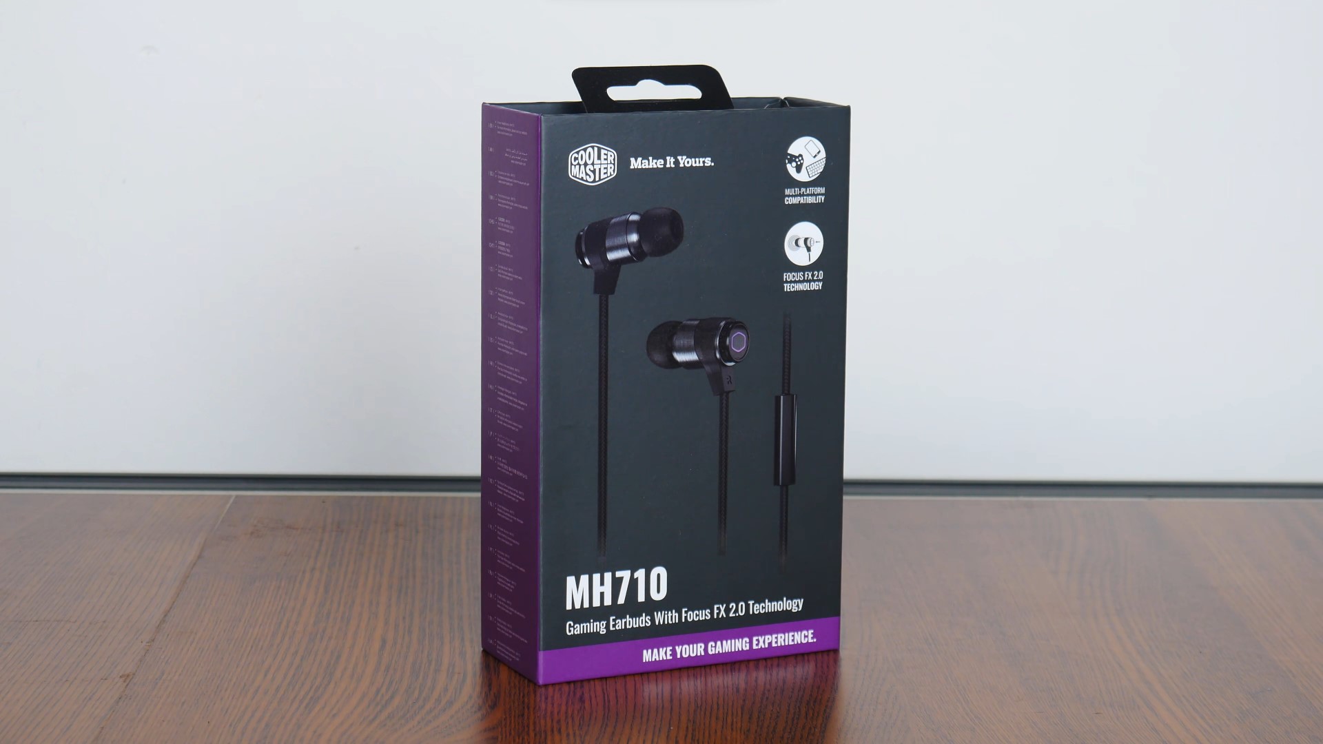 Cooler Master MH710 Packaging (Front)