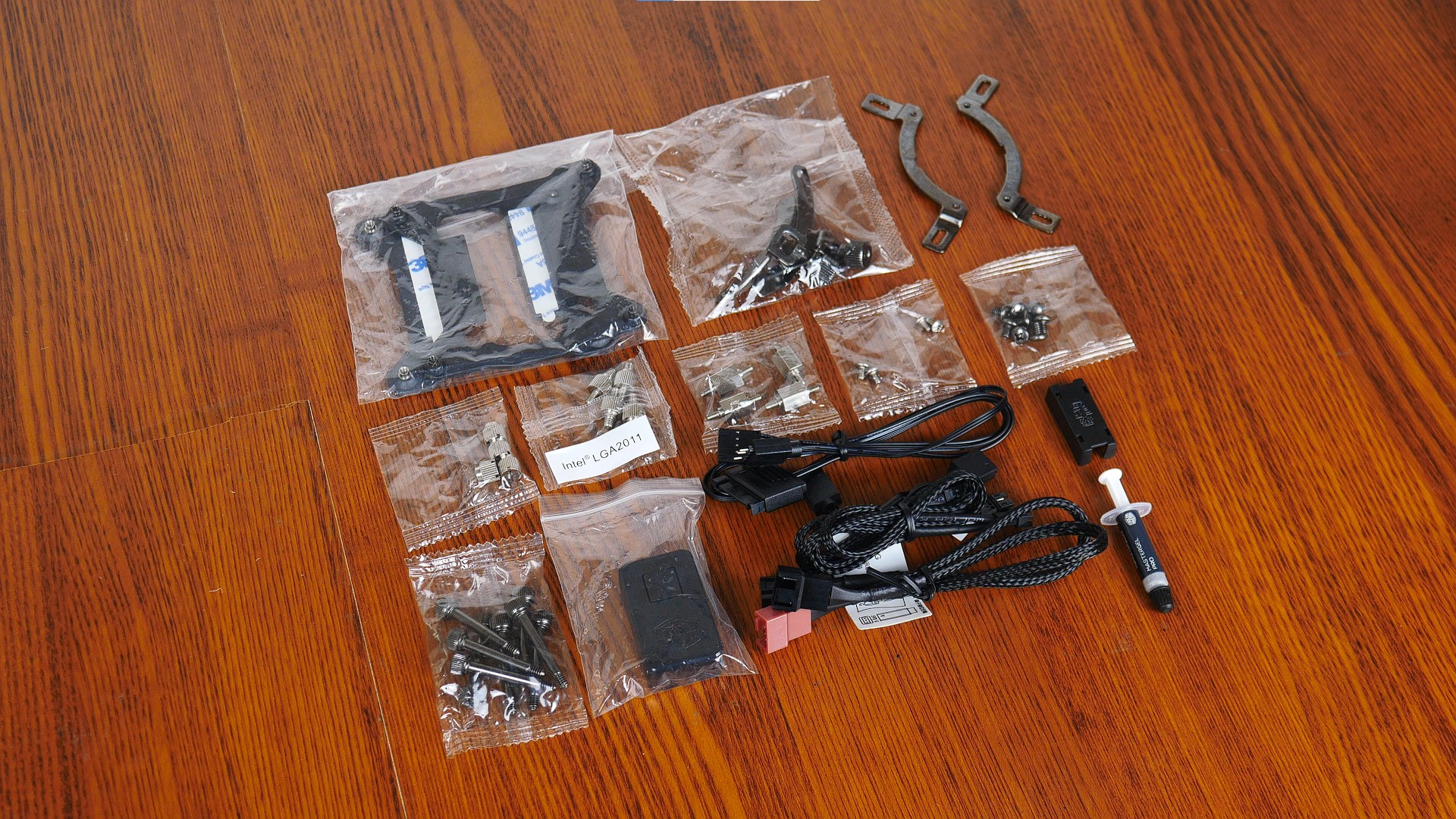 Cooler Master MasterLiquid ML240L V2 ARGB Accessories (2)