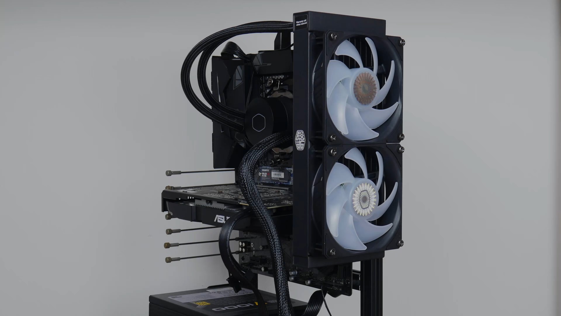 Cooler Master MasterLiquid ML240L V2 ARGB Aesthetics (1)