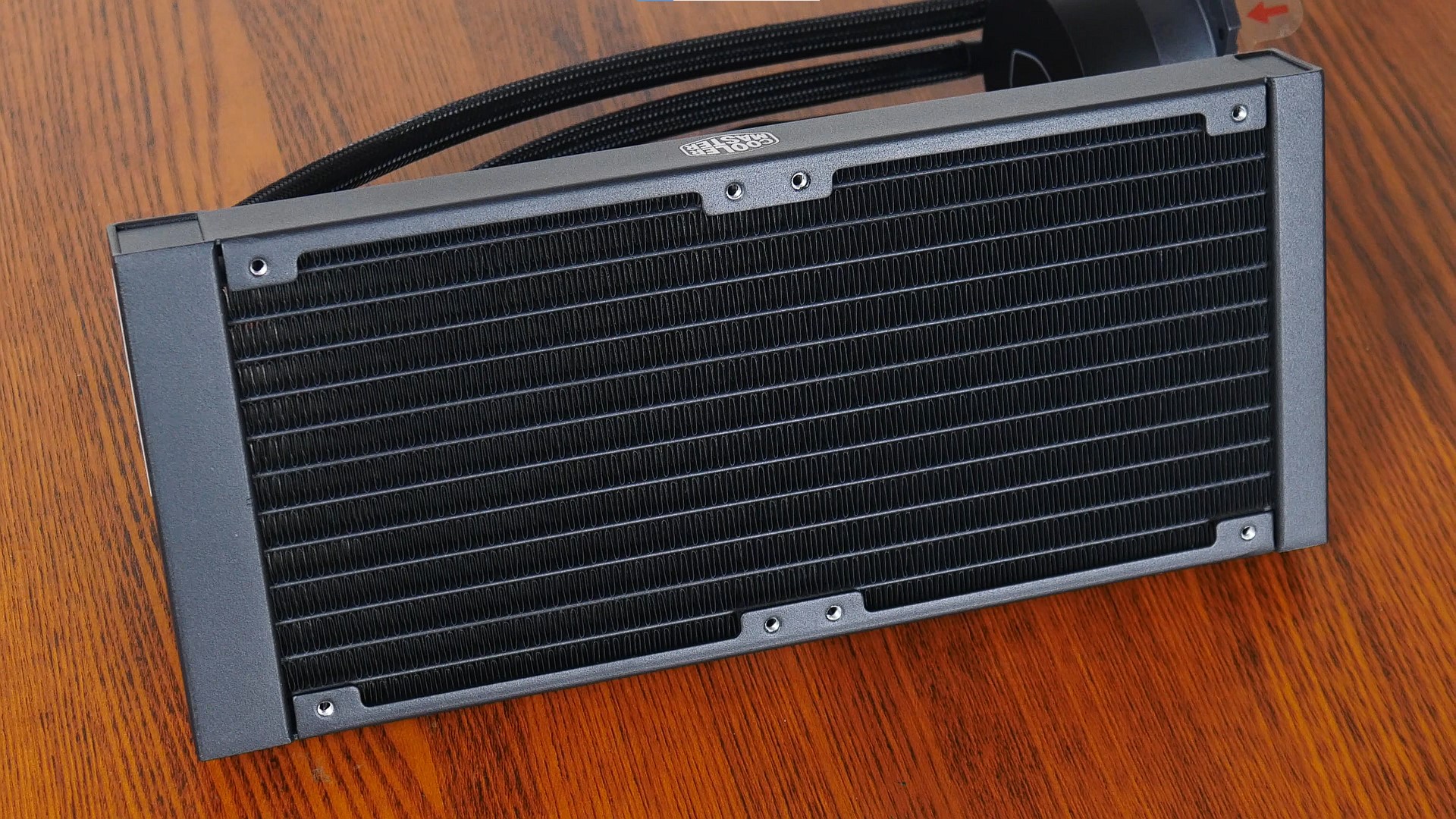 Cooler Master MasterLiquid ML240L V2 ARGB Radiator Aesthetics