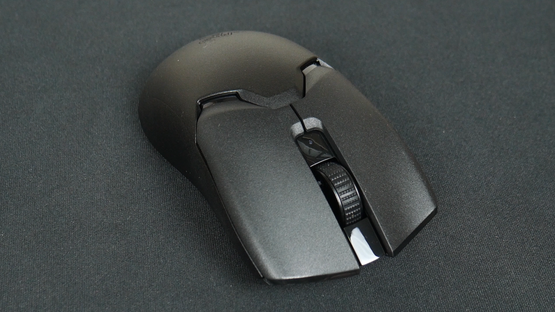 Razer Viper V2 Pro Finishing (1)