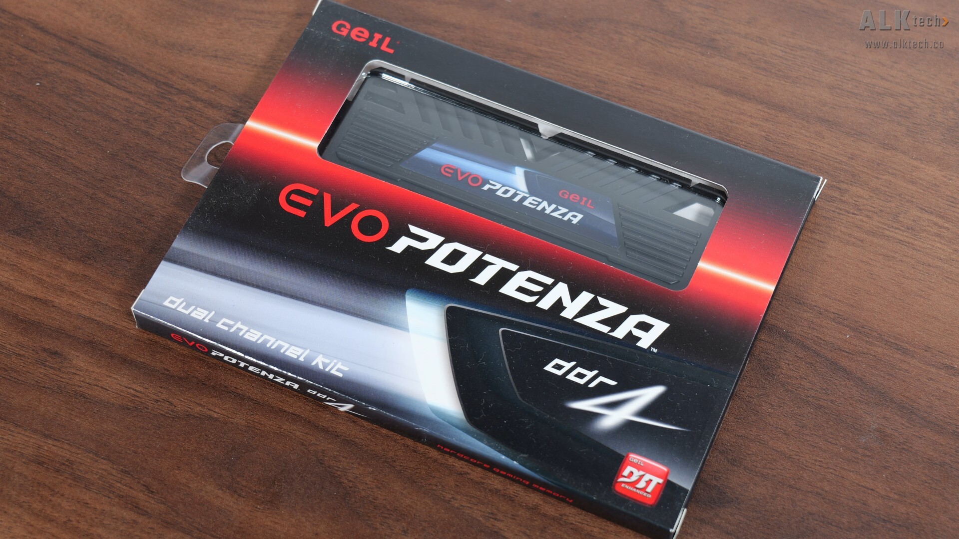 DDR4 Memory
