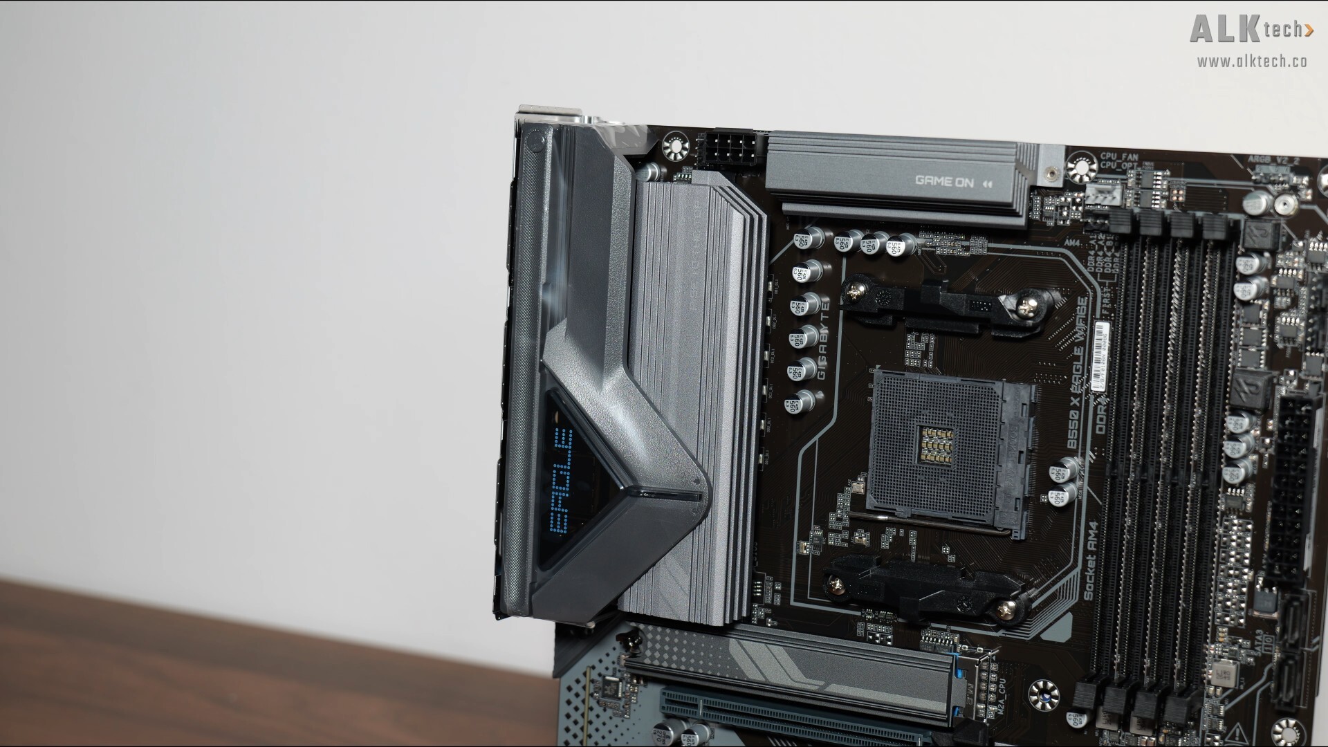 Gigabyte B550 X EAGLE WIFI6E Integrated IO Shield