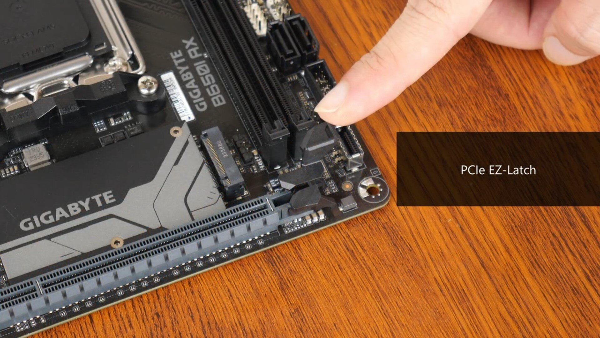 Gigabyte B650I AX AM5 PCIe EZ-Latch