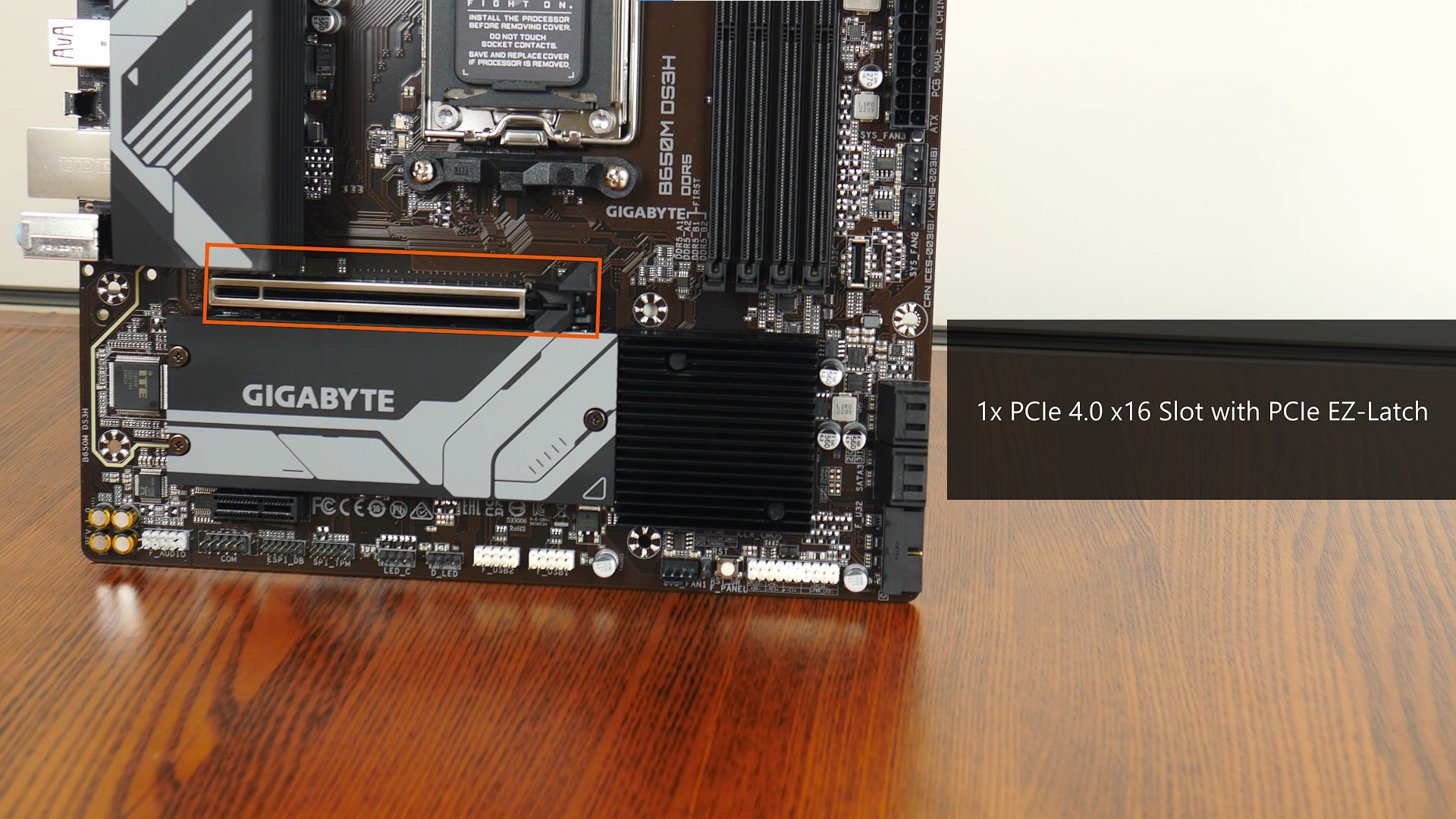 Gigabyte B650M DS3H PCIe 4.0 x16 Slot
