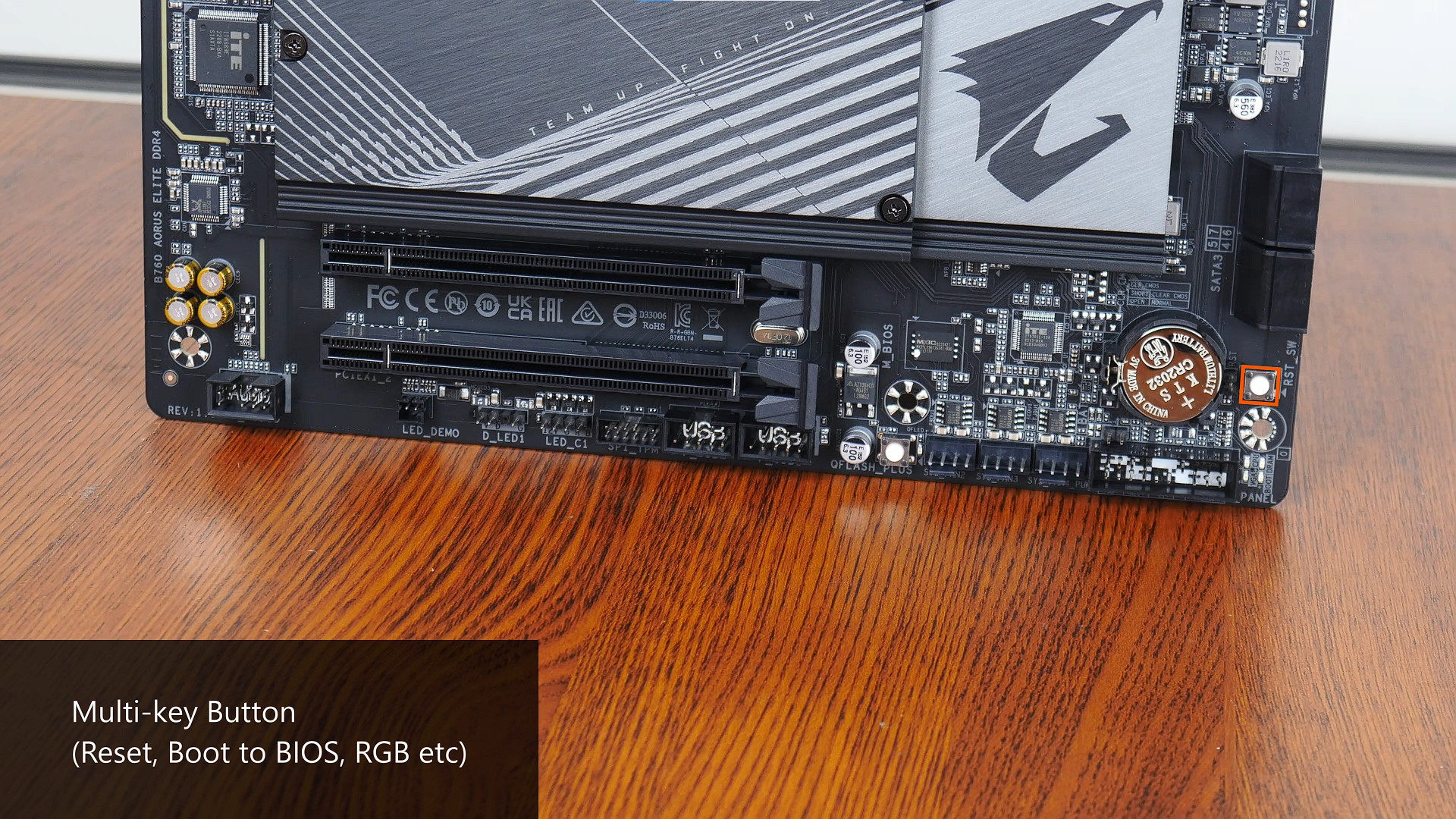 Gigabyte B760 AORUS ELITE DDR4 Multi-key Button