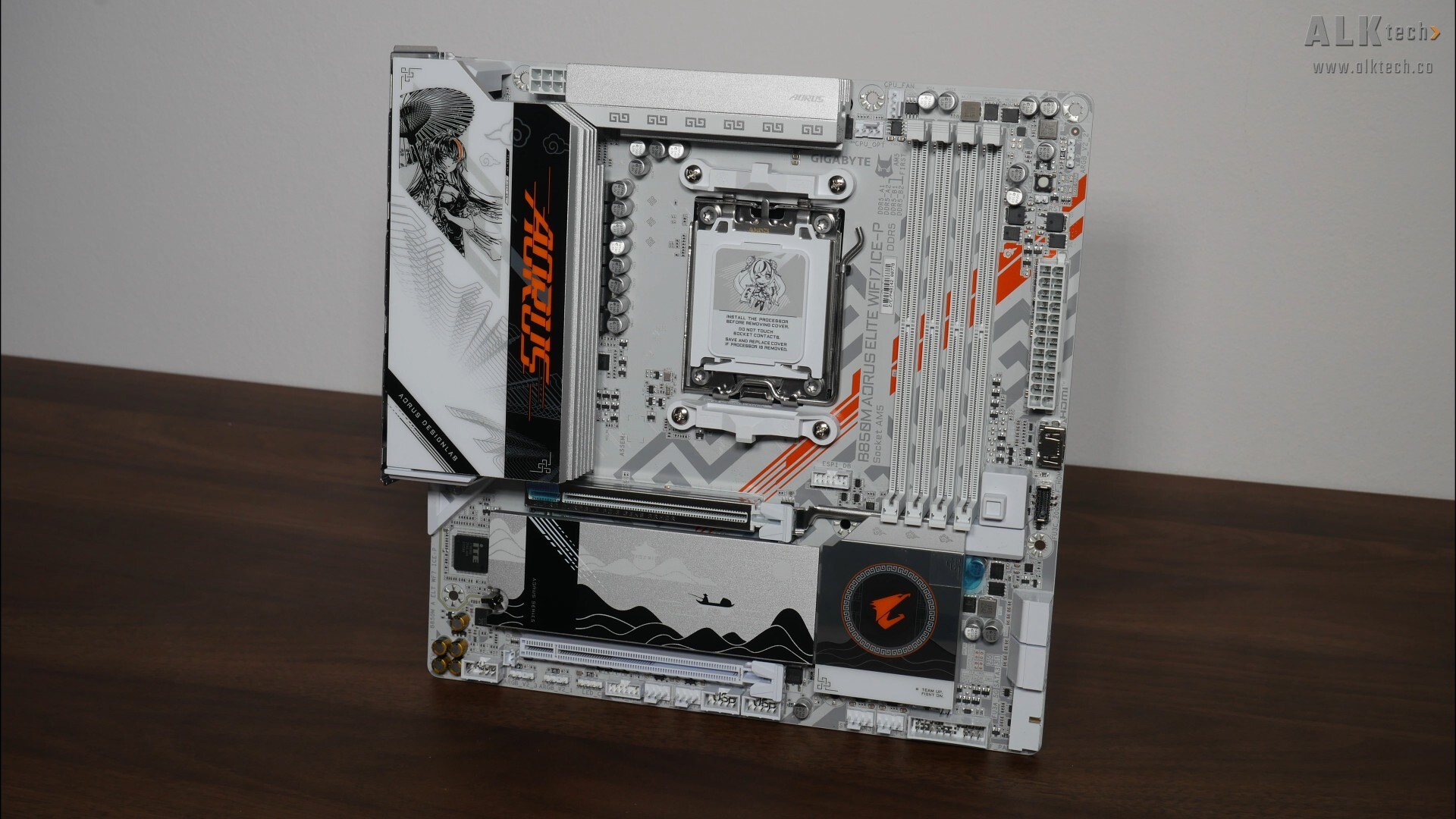 Gigabyte B850M AORUS ELITE WIFI7 ICE-P Aesthetics (Front)