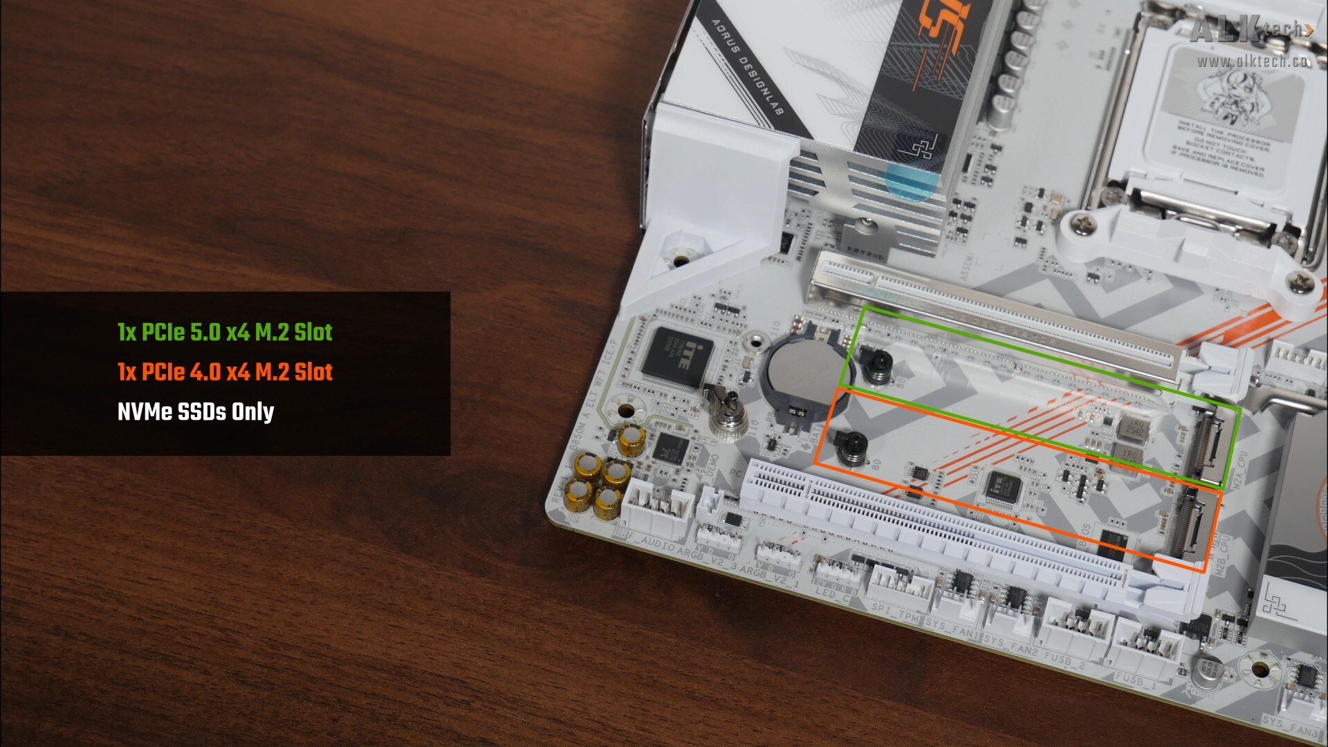 Gigabyte B850M AORUS ELITE WIFI7 ICE-P M.2 Slots