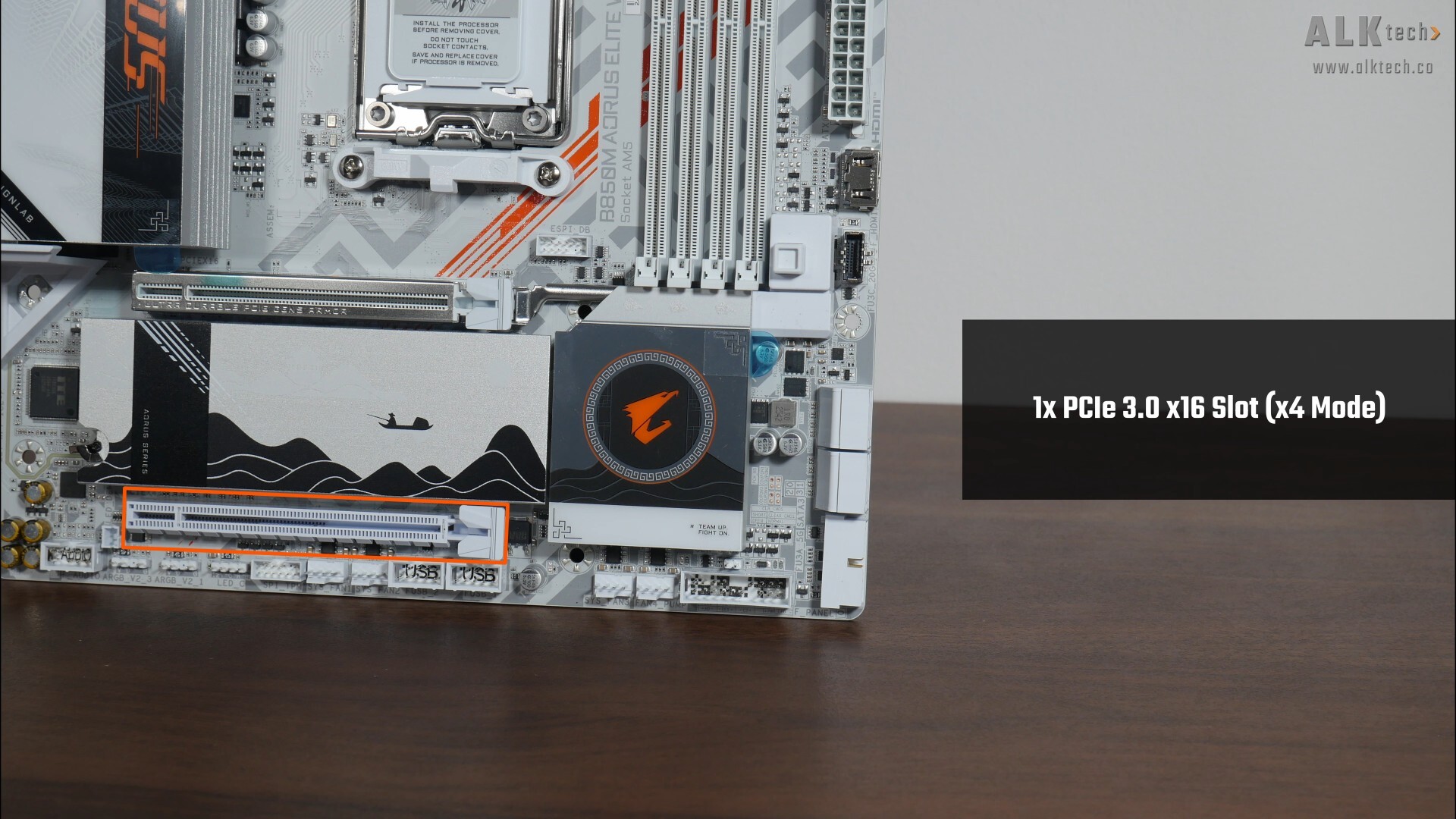 Gigabyte B850M AORUS ELITE WIFI7 ICE-P PCIe 3.0 x16 Slot (x4 Mode)