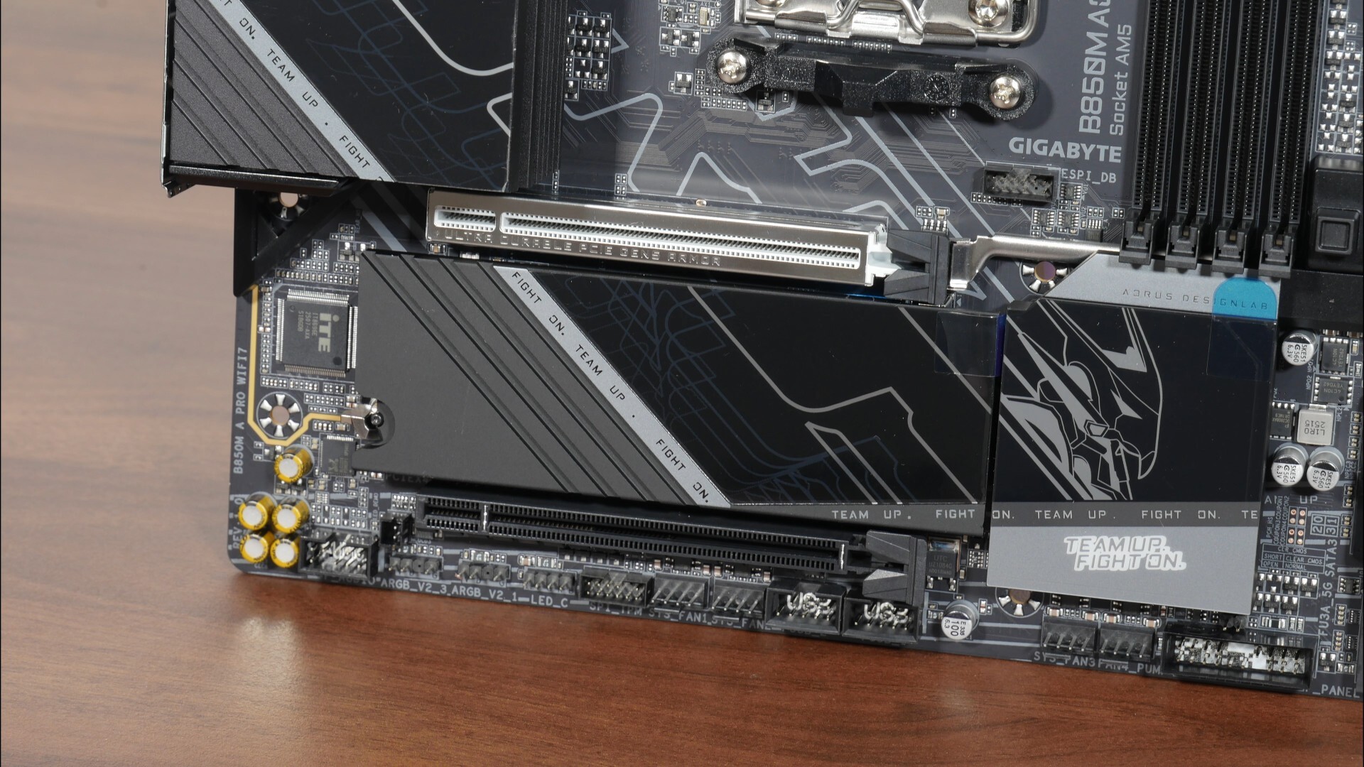 Gigabyte B850M AORUS PRO WIFI7 M.2 Heatsink