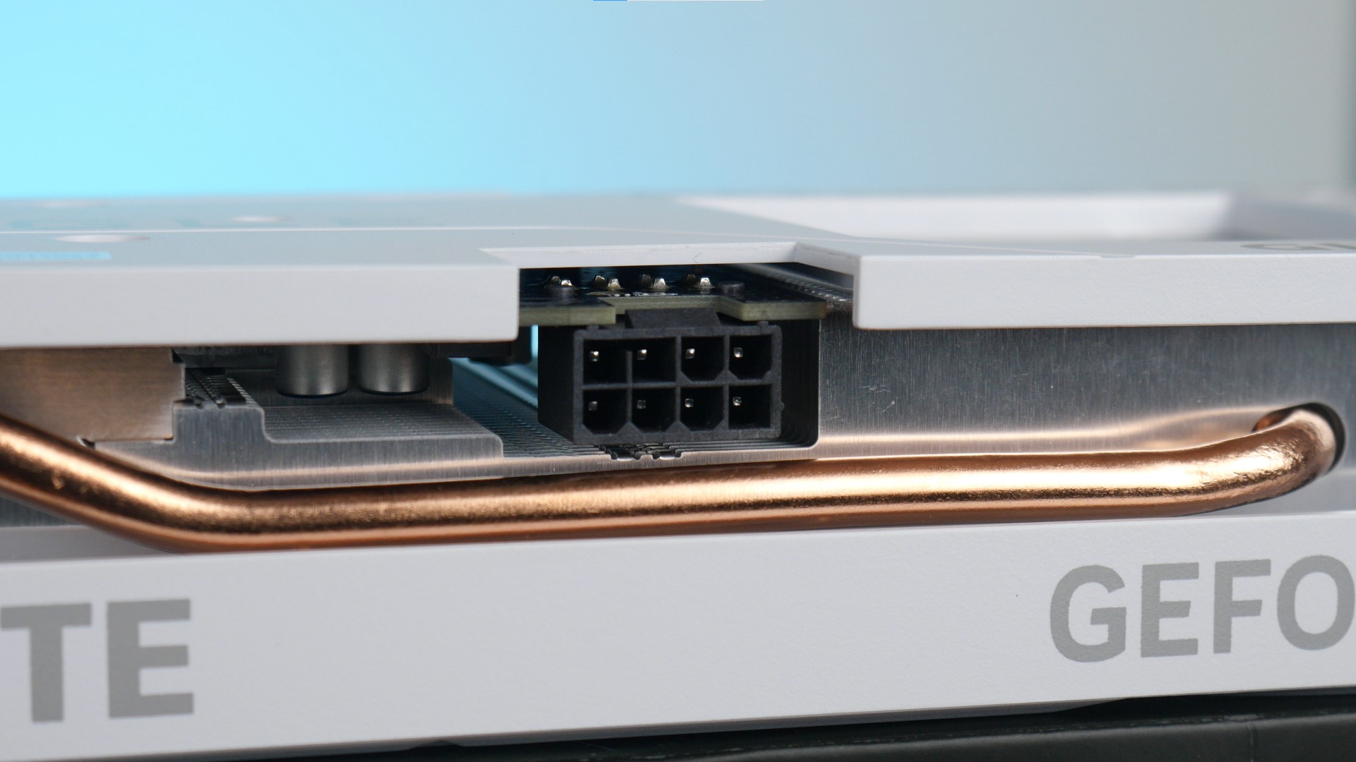 Gigabyte GeForce RTX 4060 EAGLE OC ICE 8G Power Connector