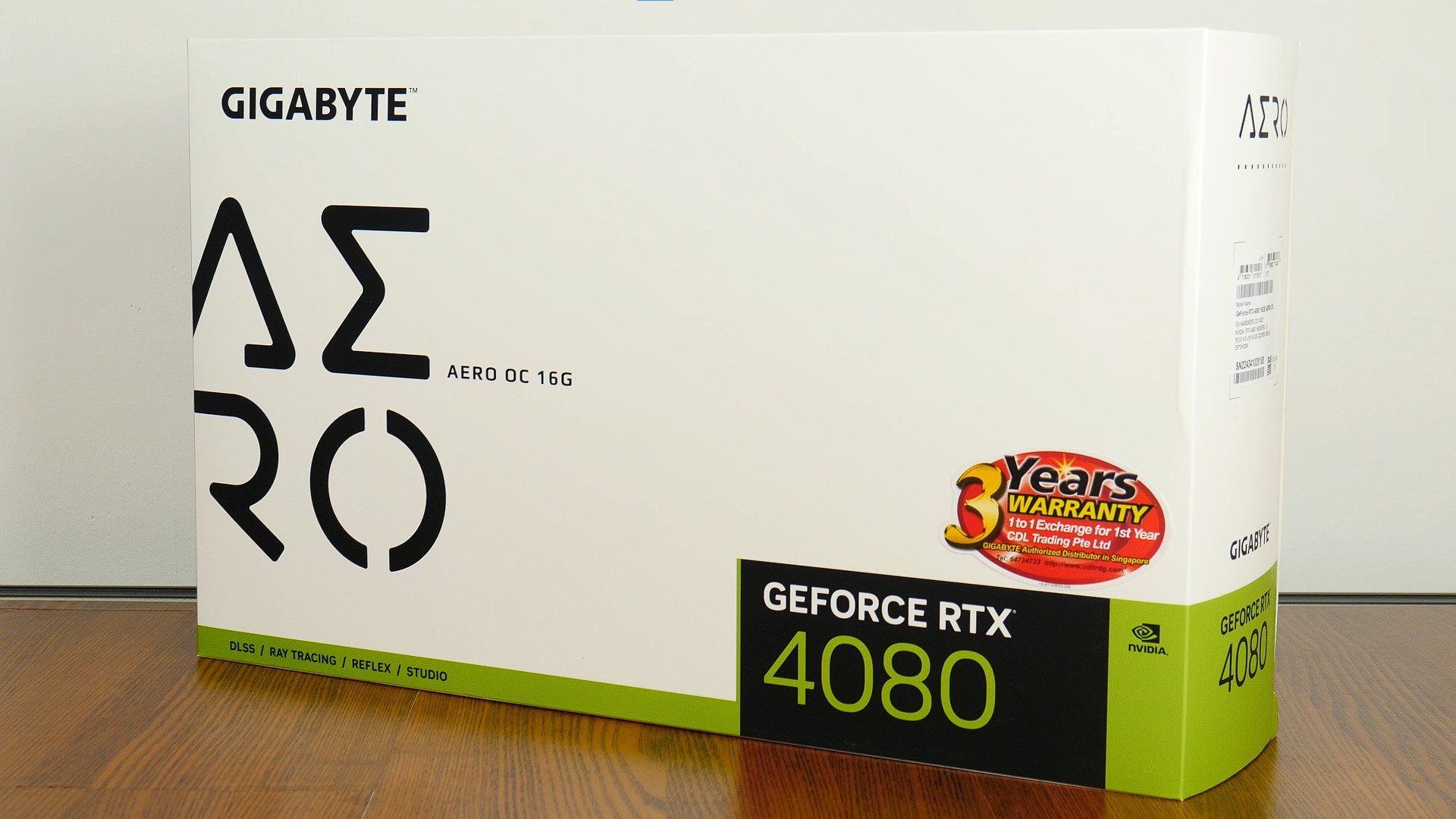 Gigabyte GeForce RTX 4080 16GB AERO OC Packaging (Front)