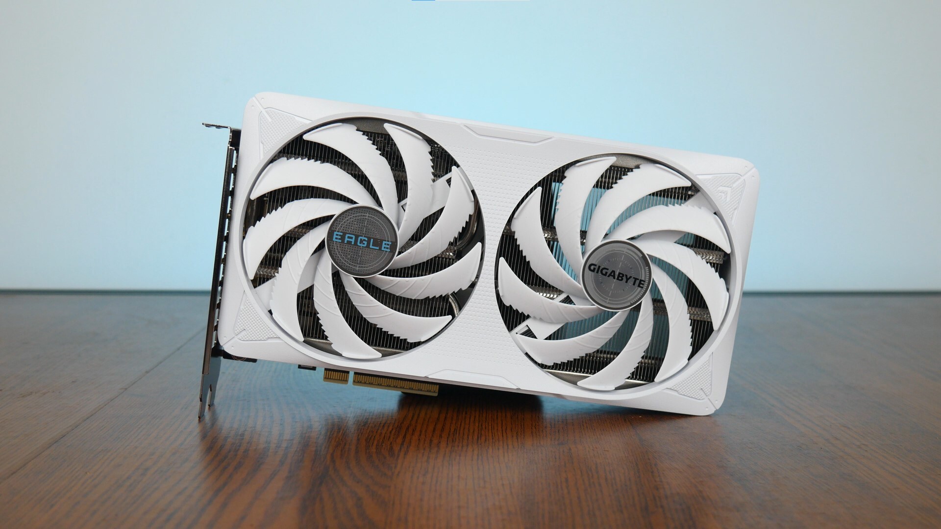 Gigabyte GeForce RTX 5060 Ti EAGLE OC ICE 16G Aesthetics (Front)