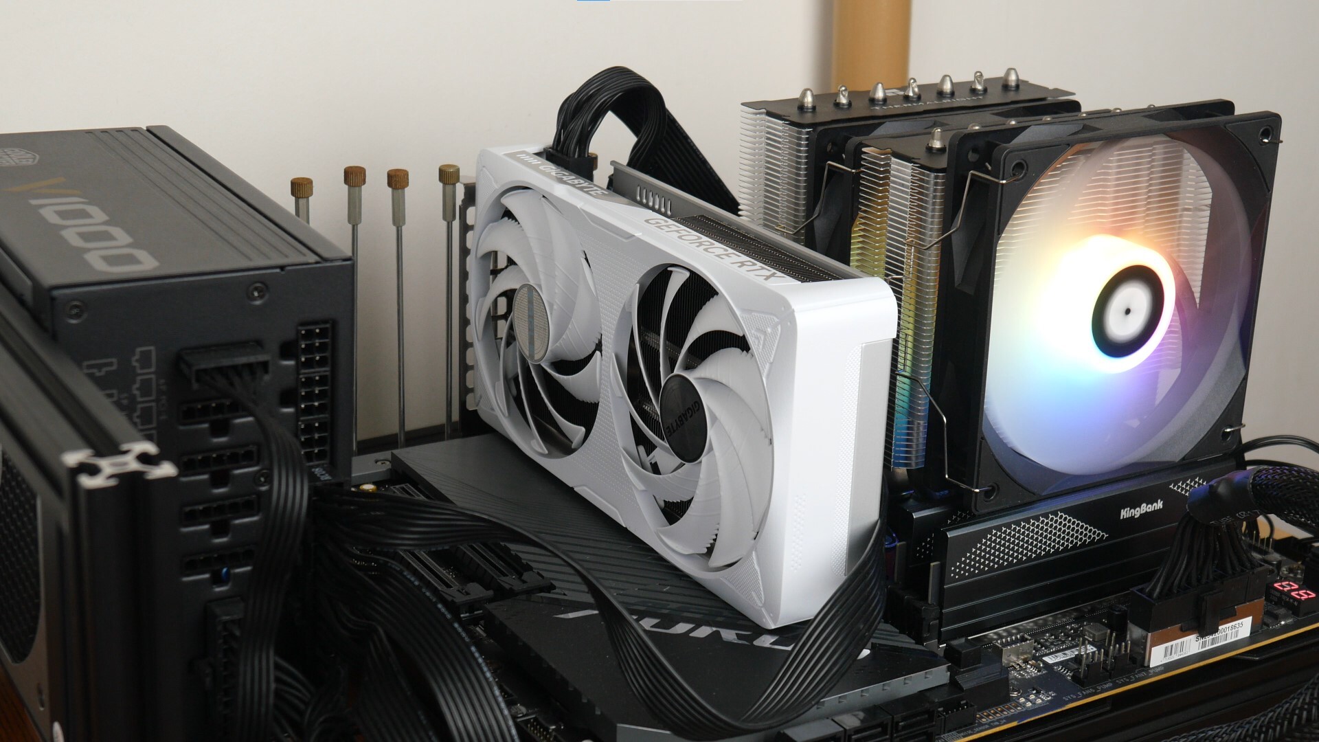 Gigabyte GeForce RTX 5060 Ti EAGLE OC ICE 16G Test Setup (1)