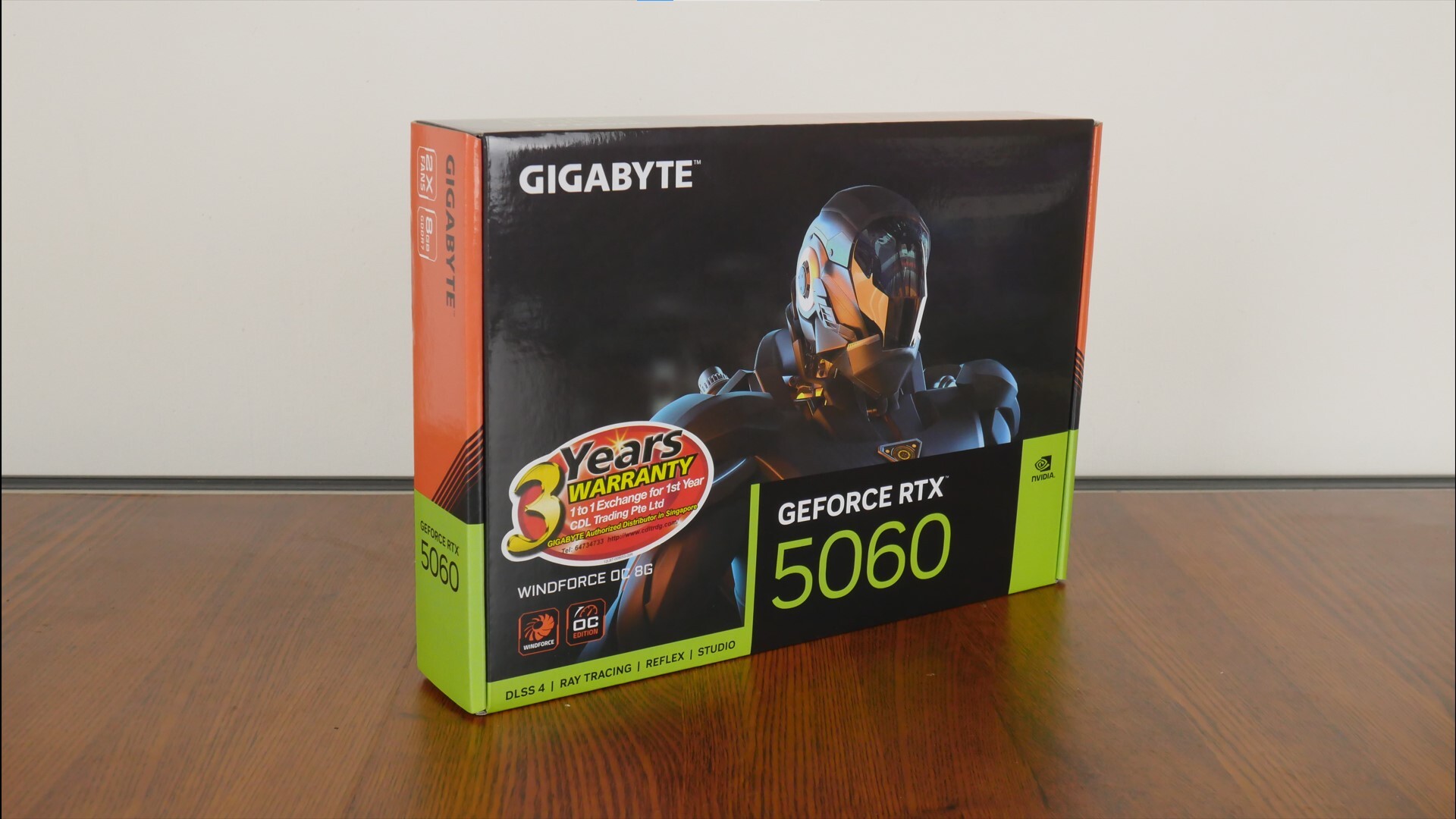 Gigabyte GeForce RTX 5060 WINDFORCE OC 8G Packaging (Front)