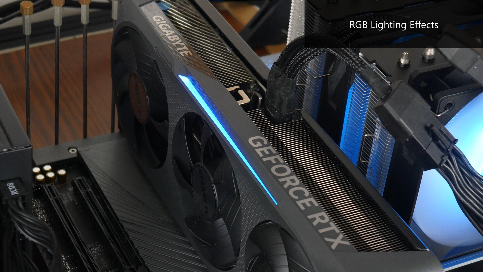 Gigabyte GeForce RTX 5070 EAGLE OC SFF 12G RGB Accent